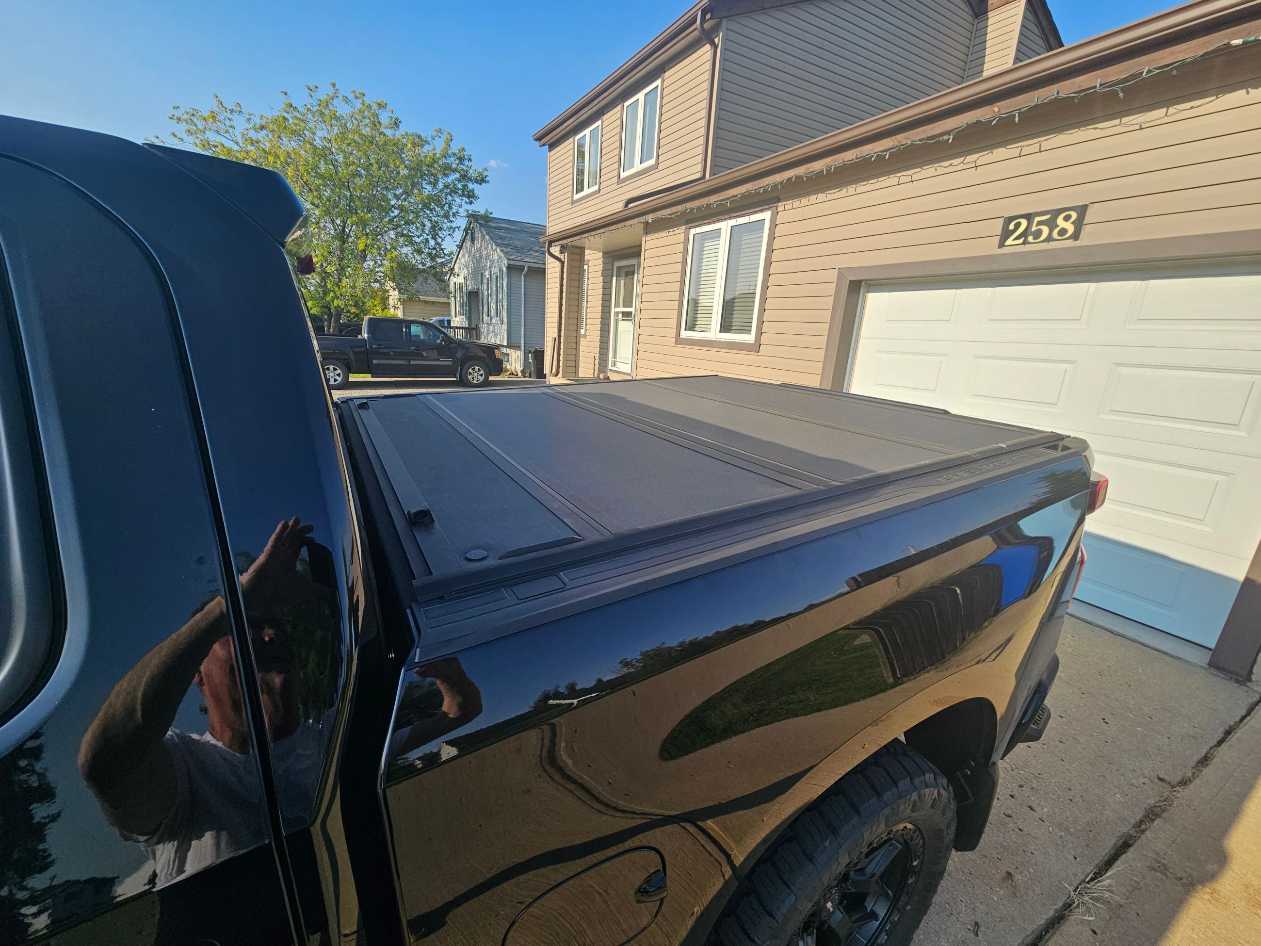 Photo of Truck tonneau cover