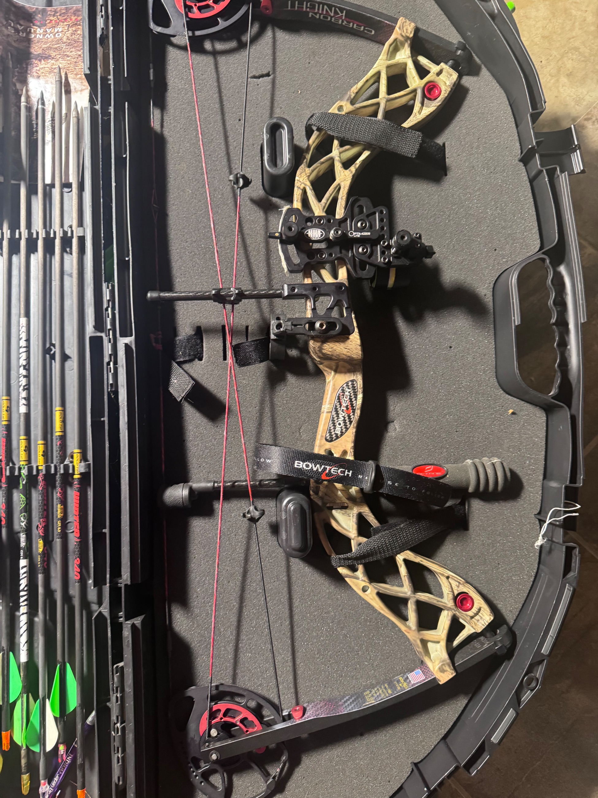 Photo of Bowtech carbon knight
