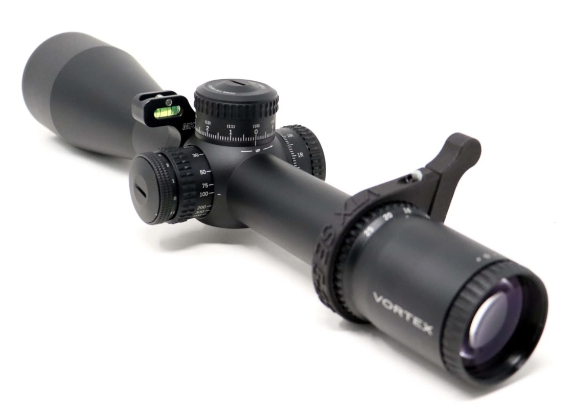 Photo of Vortex strike eagle 5-25x56 mill FFP scope and rings