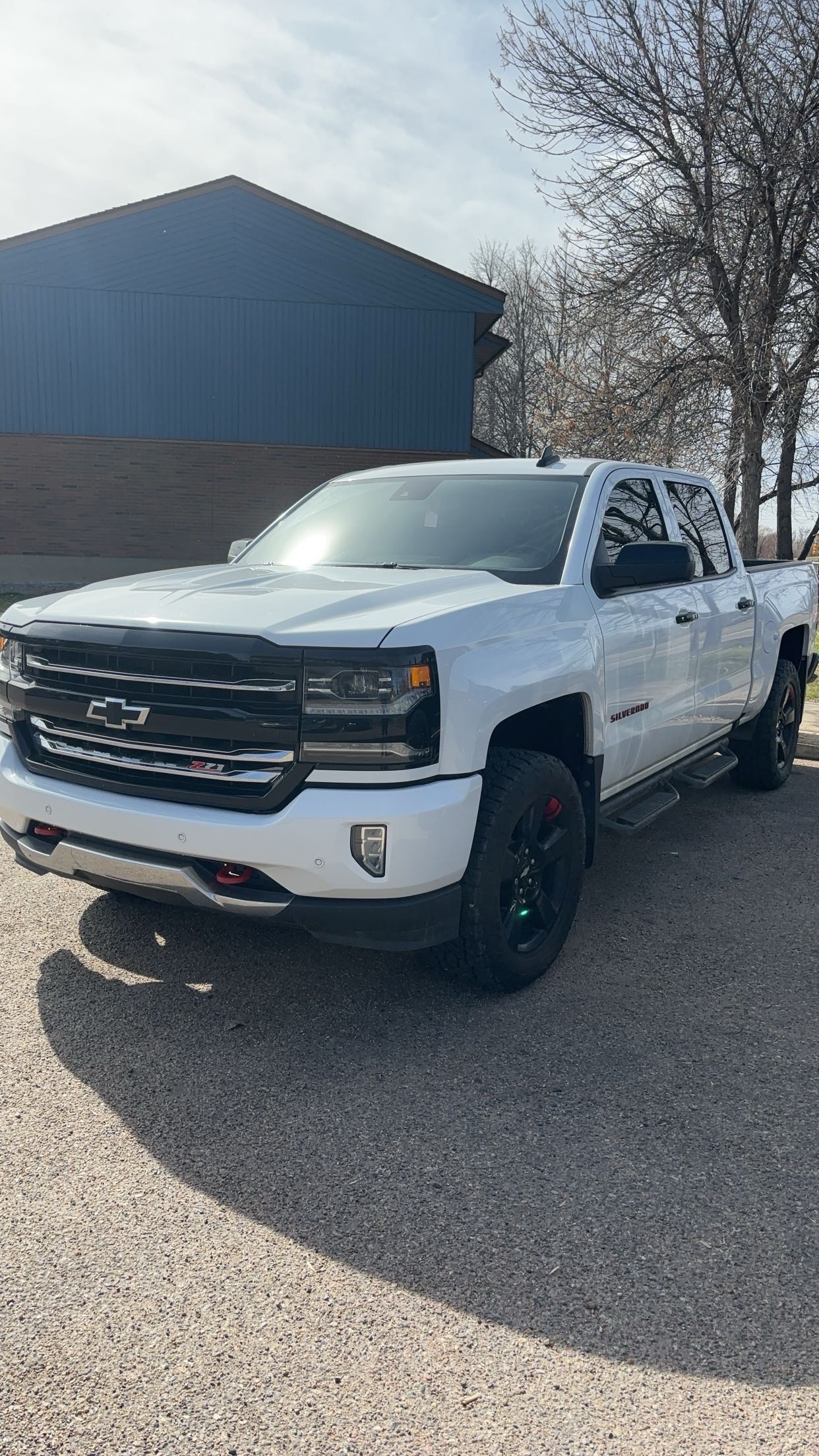 Photo of 2018 Chev Silverado Z71 6.2L