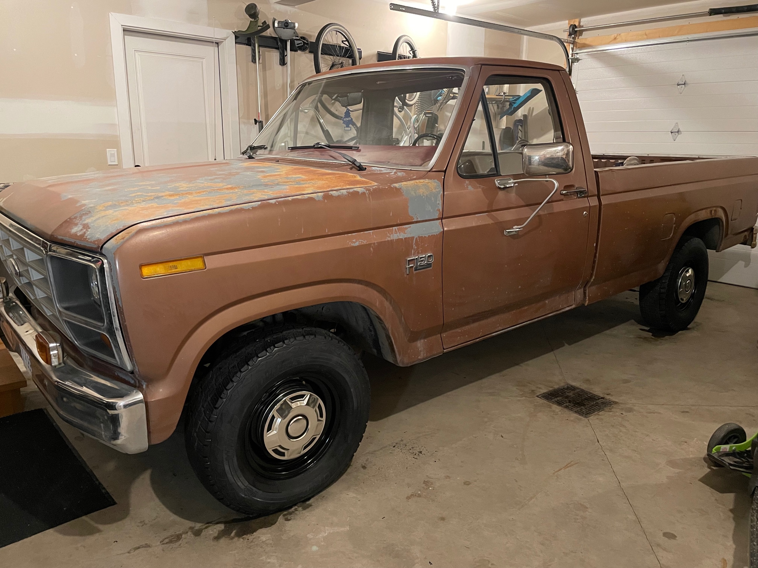Photo of 1985 ford f-150