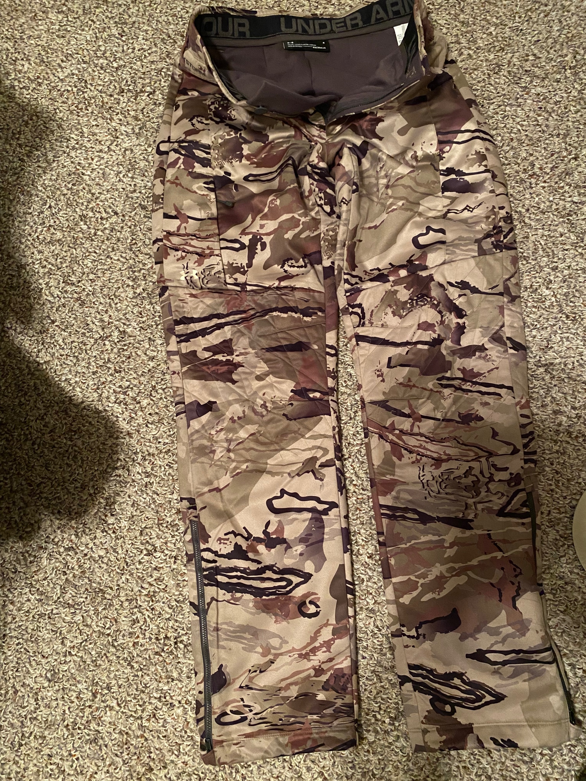 Photo of Womens camo pants and jacket