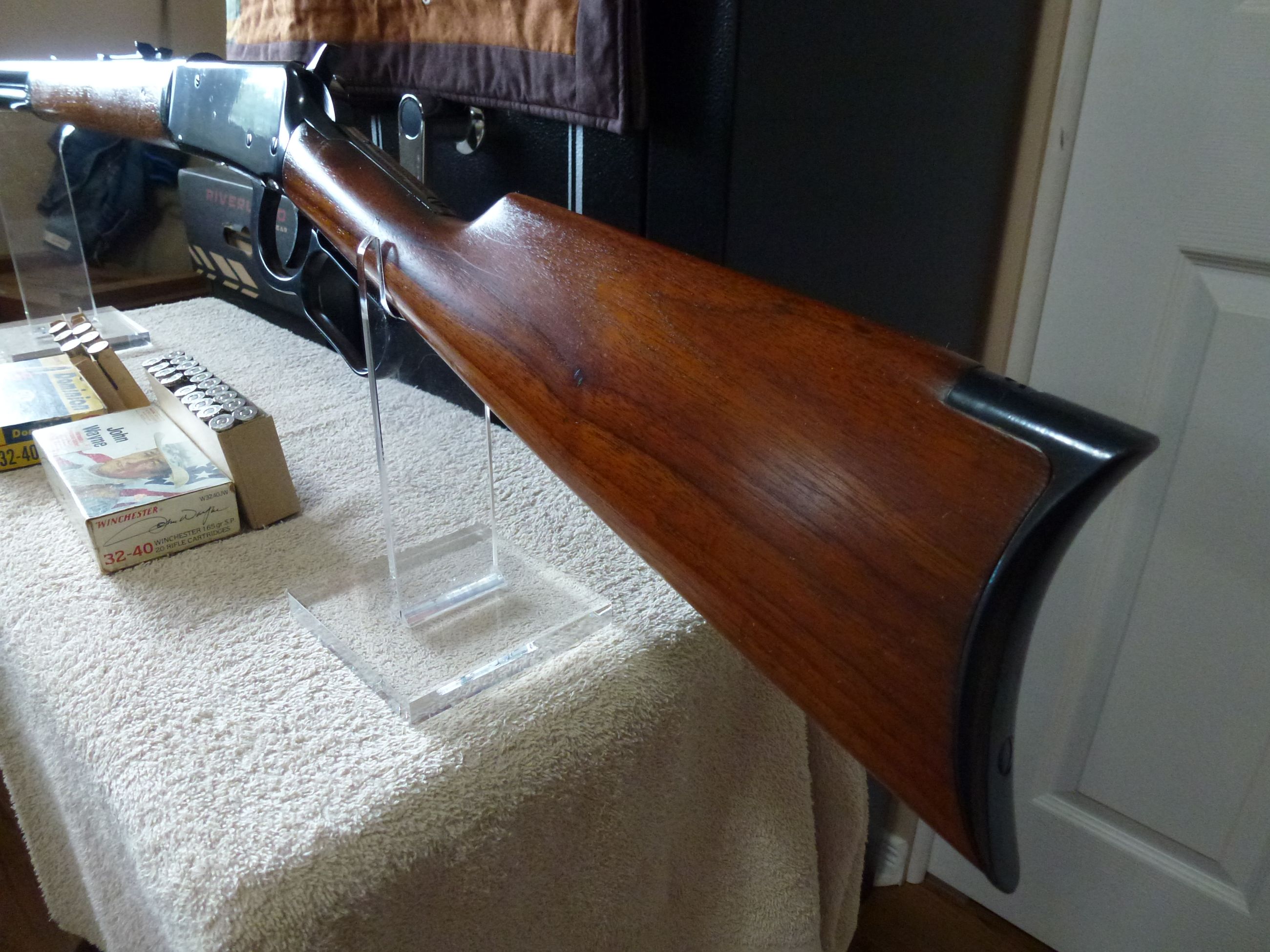 ***FREE SHIPPING***WINCHESTER Mod. 1894 .32-40 WCF***WITH 25 ROUNDS FREE JOHN WAYNE BOX*** - 8 - 1758215930055_P1040733