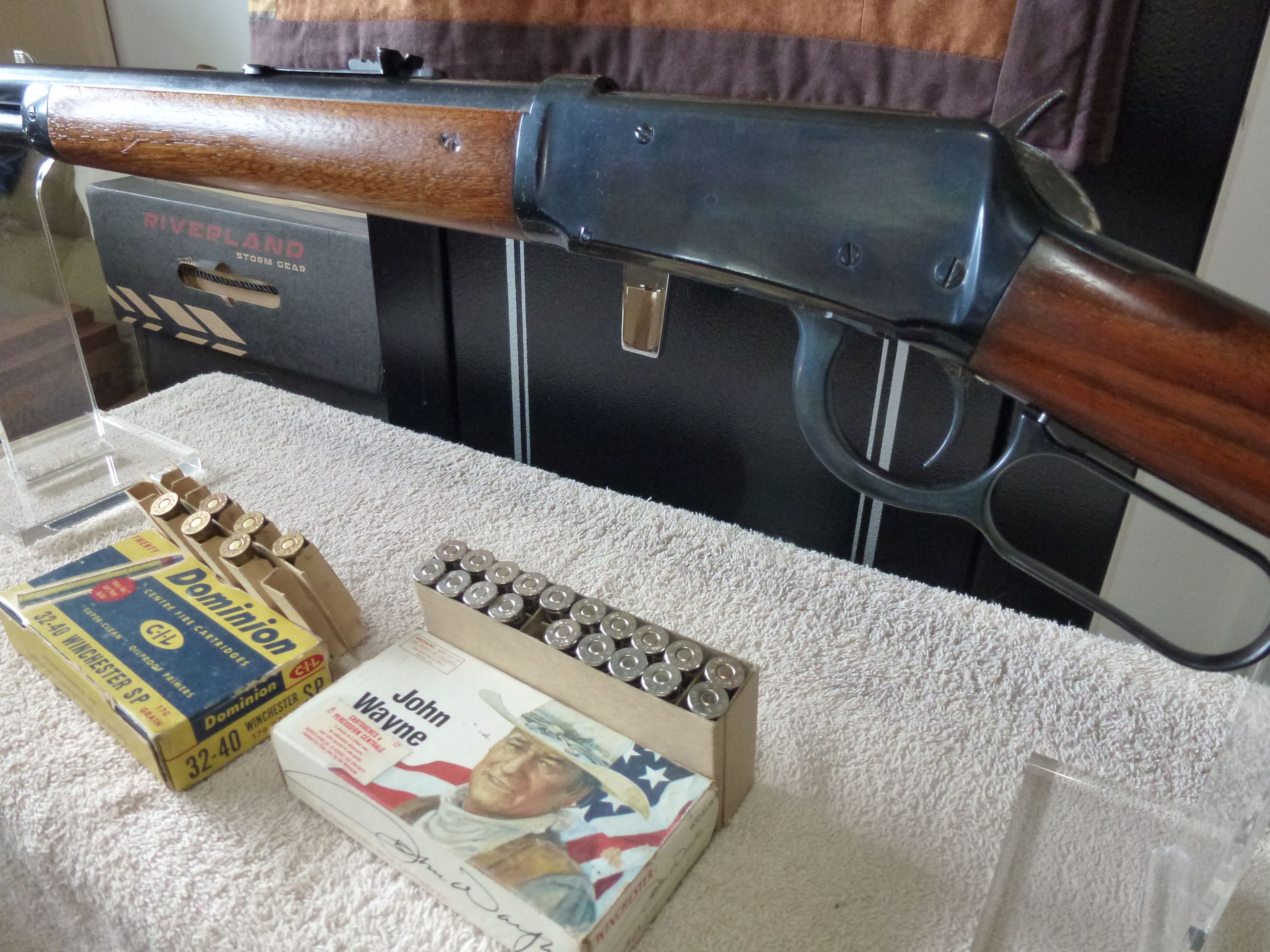 ***FREE SHIPPING***WINCHESTER Mod. 1894 .32-40 WCF***WITH 25 ROUNDS FREE JOHN WAYNE BOX*** - 7 - 1758215930252_P1040732