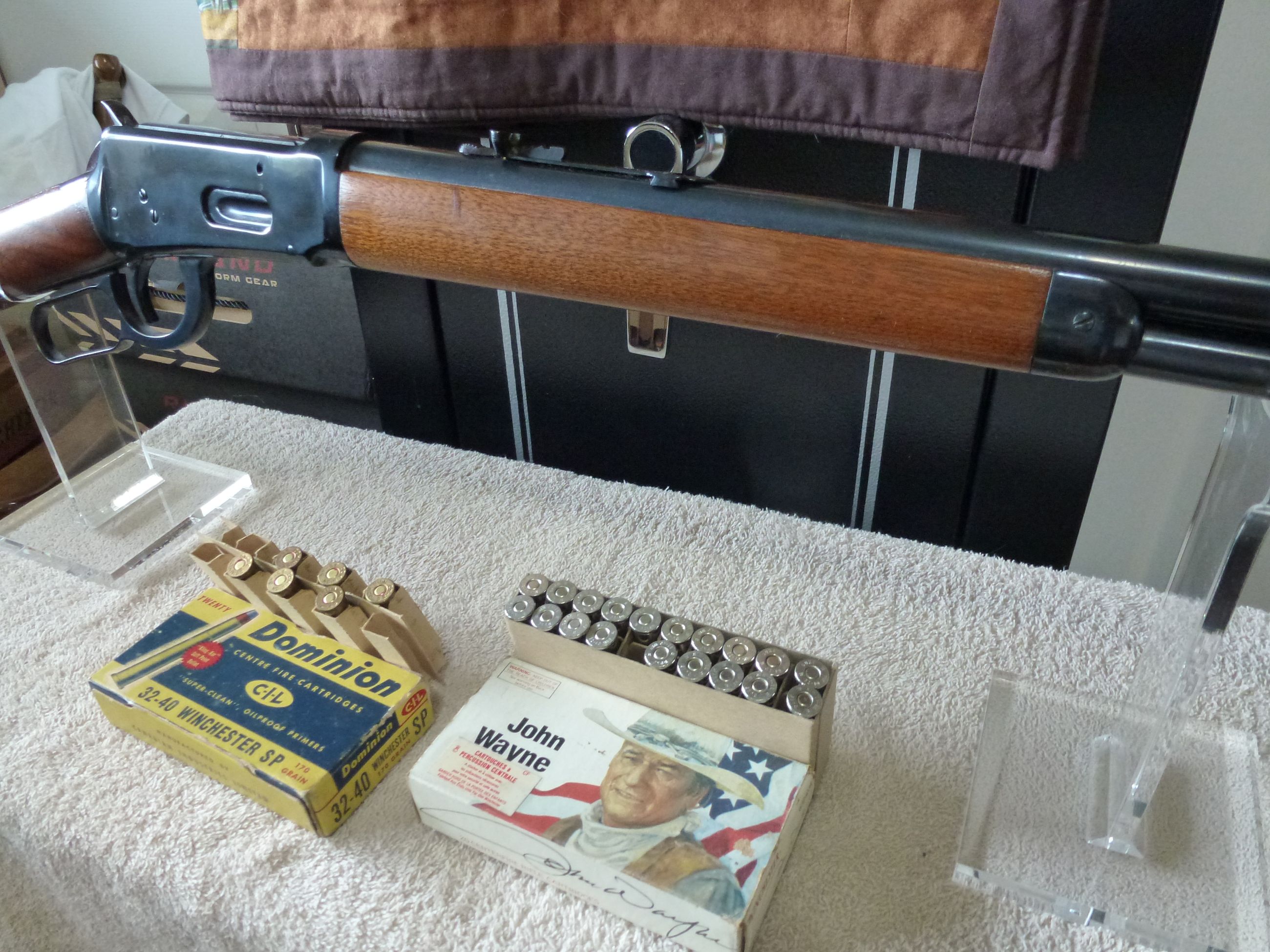 ***FREE SHIPPING***WINCHESTER Mod. 1894 .32-40 WCF***WITH 25 ROUNDS FREE JOHN WAYNE BOX*** - 3 - 1758215931157_P1040728