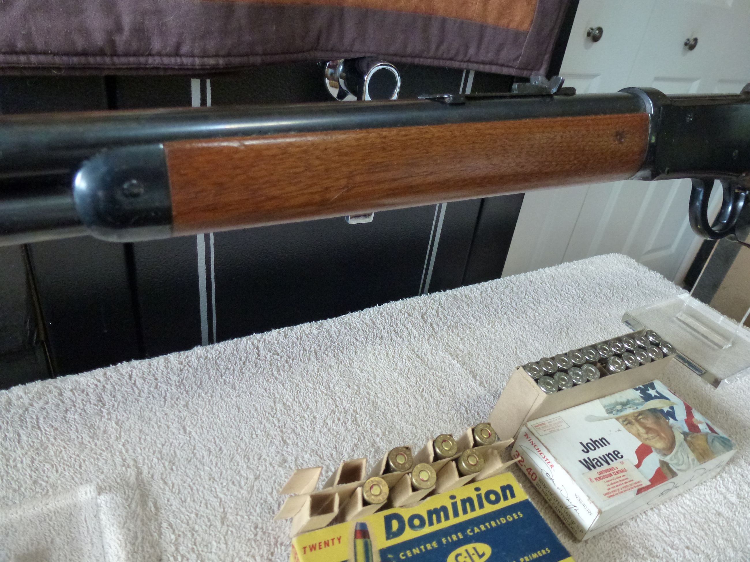 ***FREE SHIPPING***WINCHESTER Mod. 1894 .32-40 WCF***WITH 25 ROUNDS FREE JOHN WAYNE BOX*** - 6 - 1758215931610_P1040731