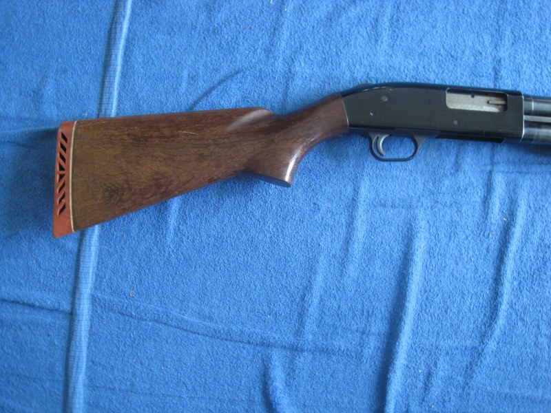 Photo of Mossberg/Lakefield 400 12GA.