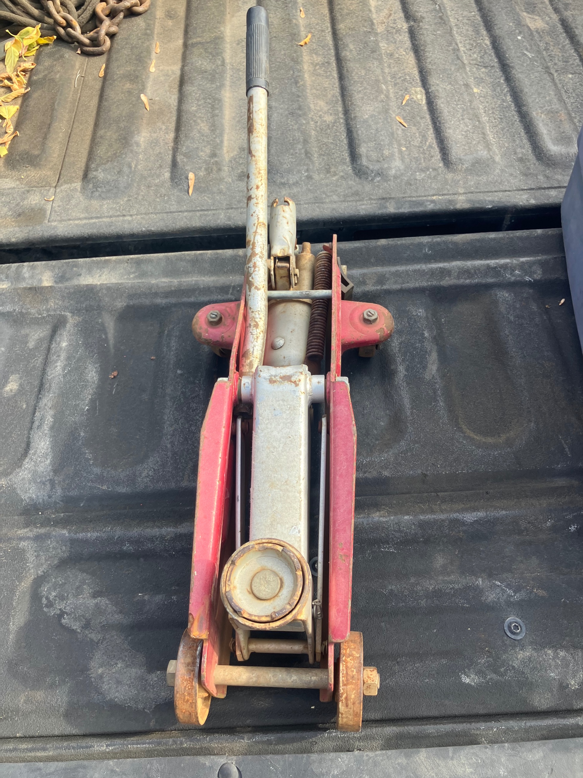 Photo of Jacks. Hydraulic 