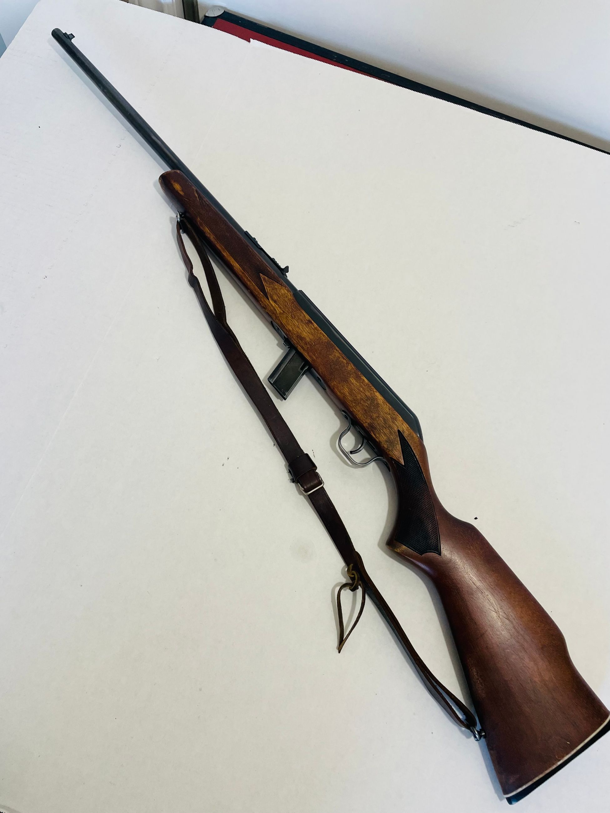 Winchester Cooey Model 64B Branded SEARS Model 8-C ~.22 LR Semi-Automatic. - 2 - 1759099330525_IMG_E3600