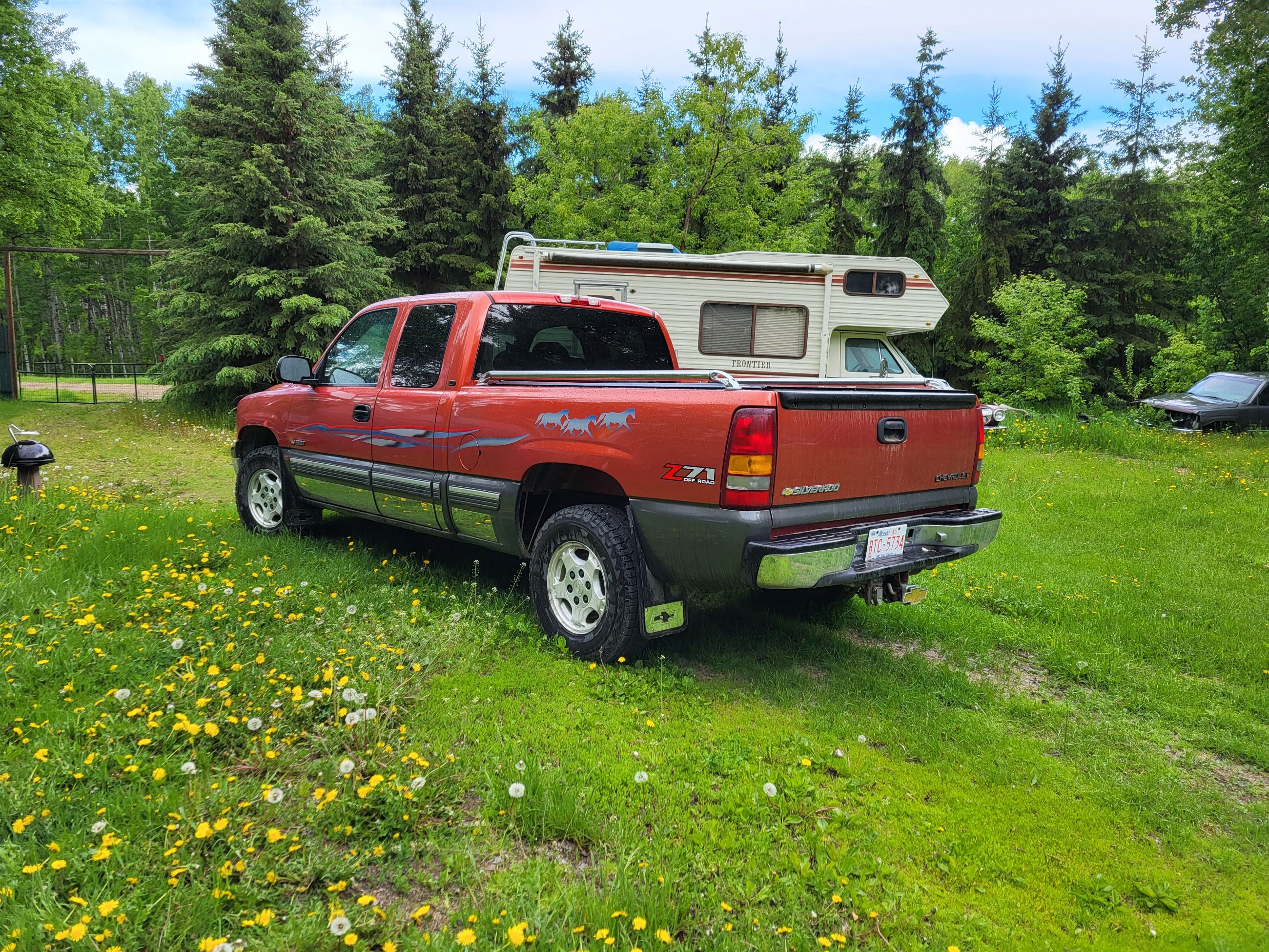 Photo of 2001 chevy 4x4 truck for sale