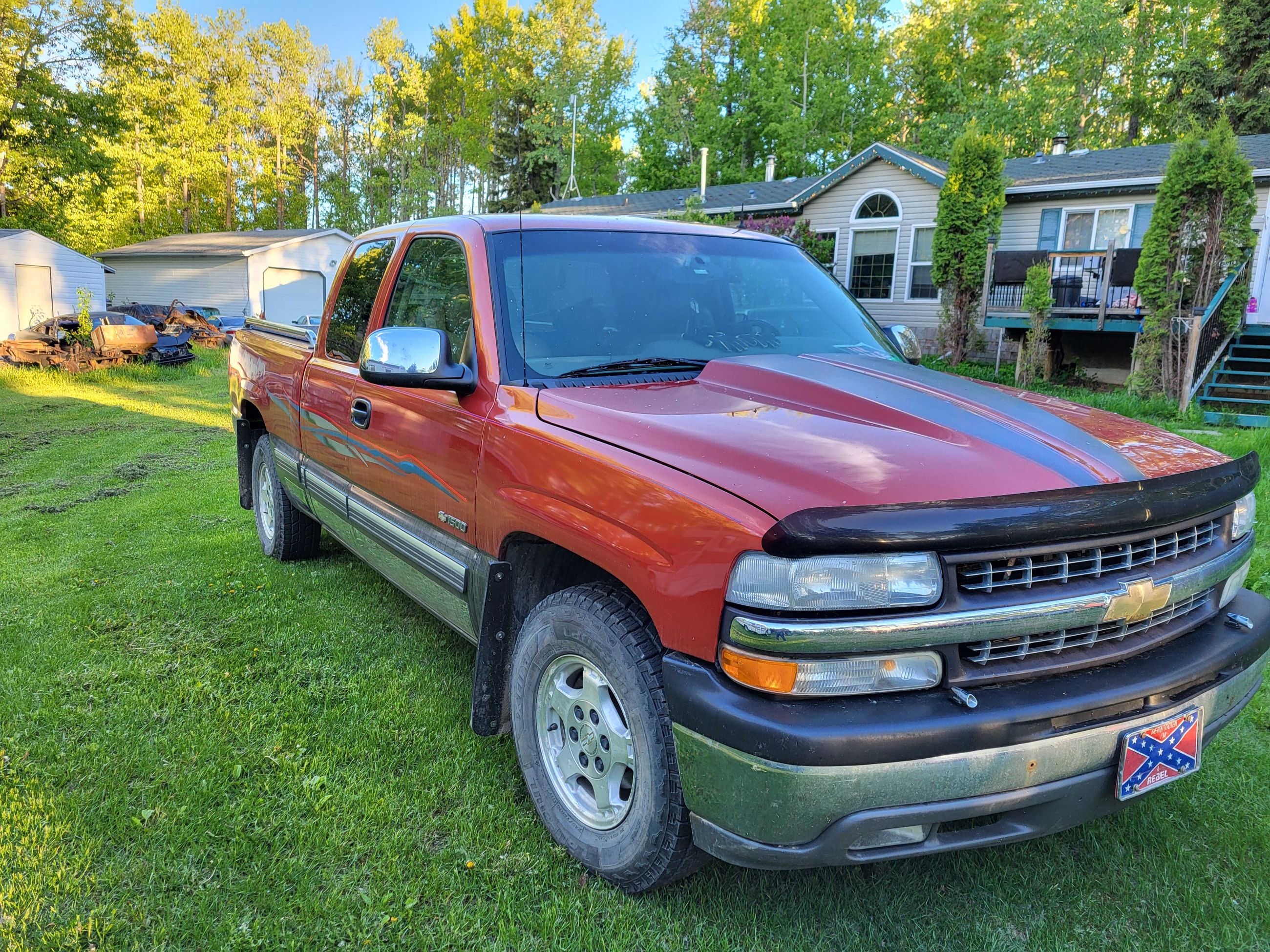 Photo of 2001 chevy 4x4 truck for sale
