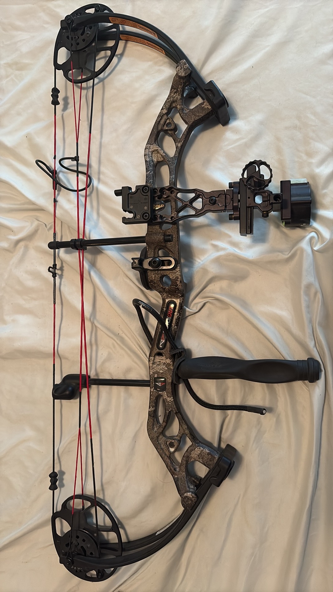 Photo of Blackout bow 