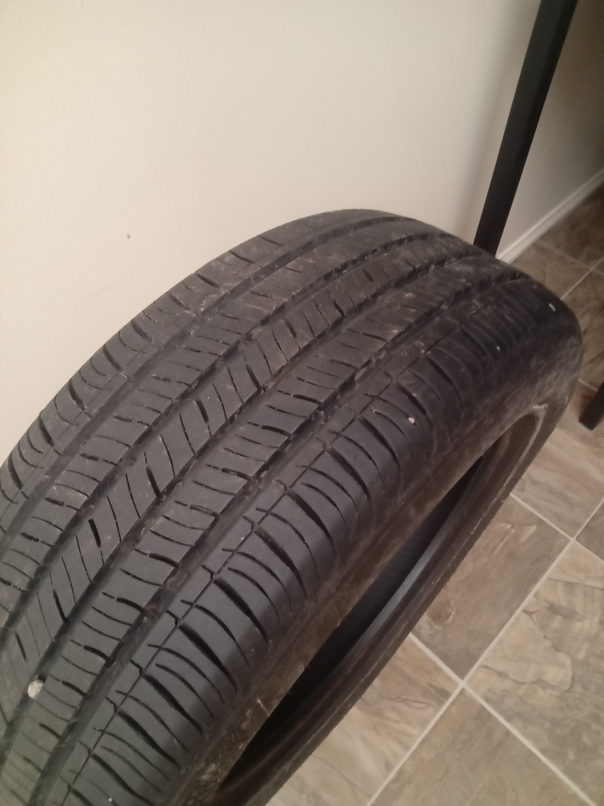 Photo of Four all season 225/55/r17