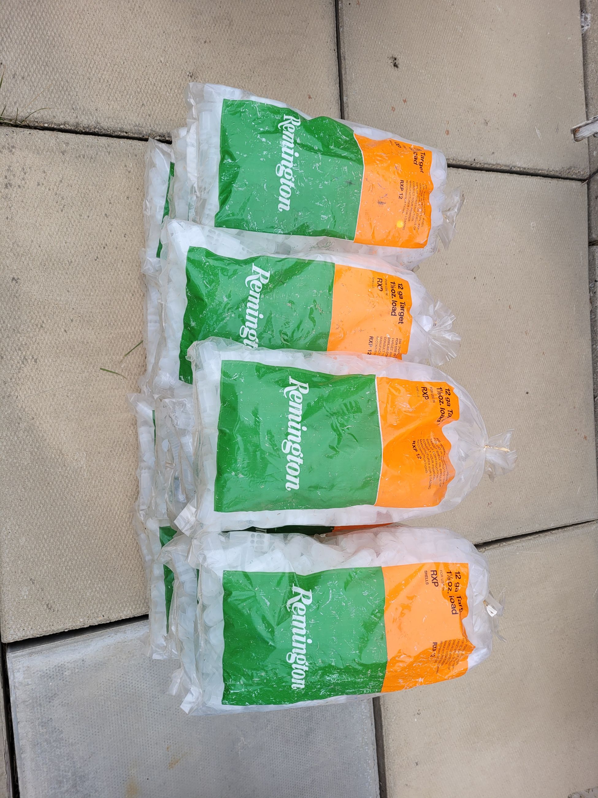 Photo of 12 gauge trap and skeet wads