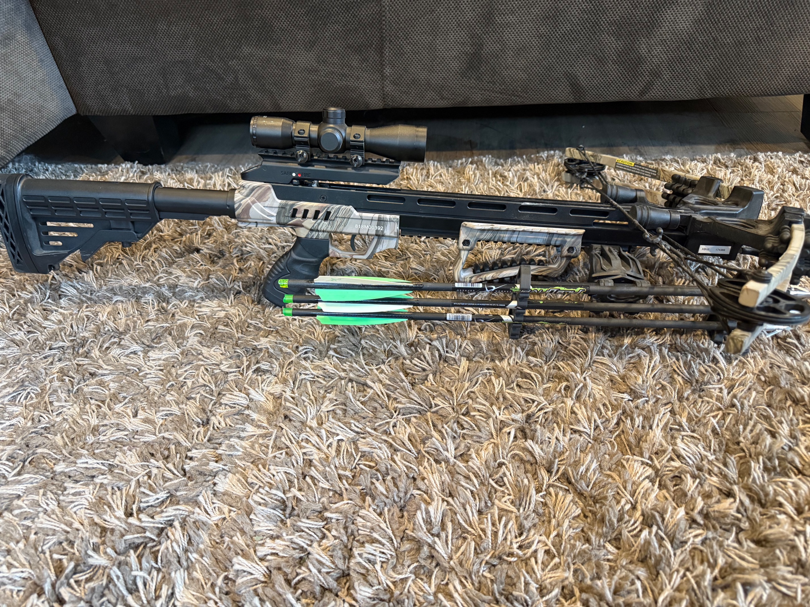 Photo of Centre point cross bow w/target