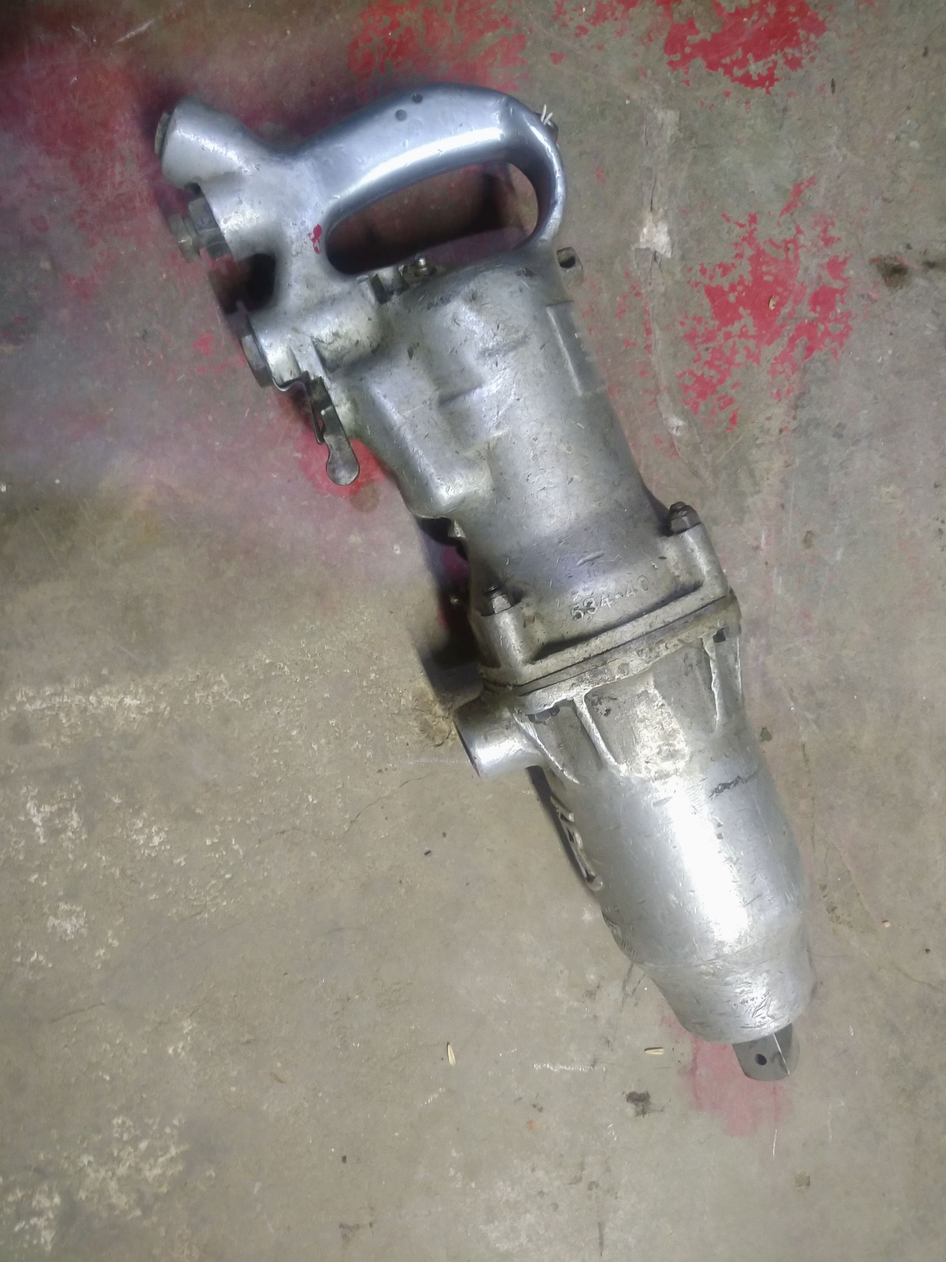 Photo of 1" drive air impact wrench 