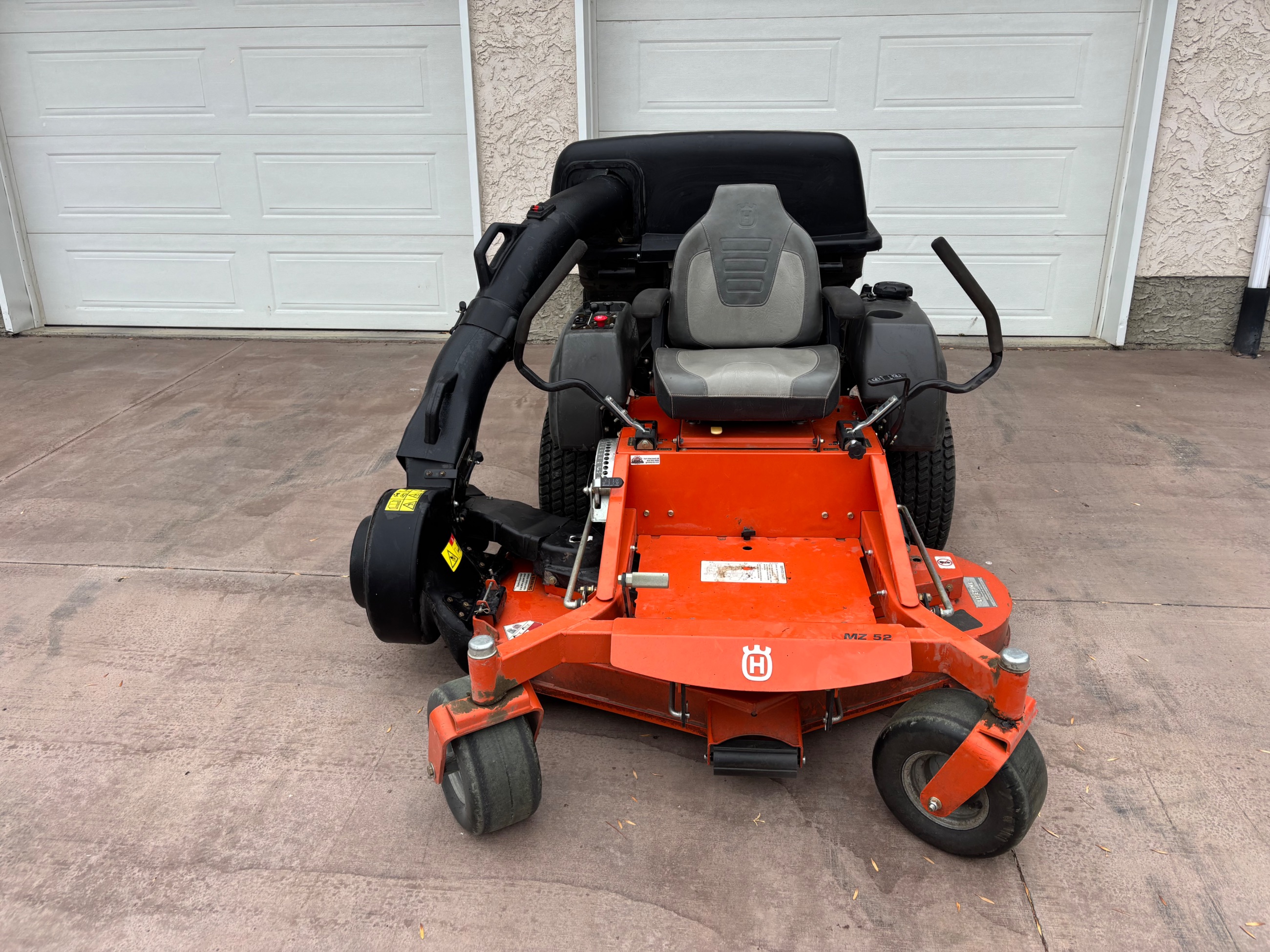 Photo of Husquvarna Zero Torn Mower c/w bagger