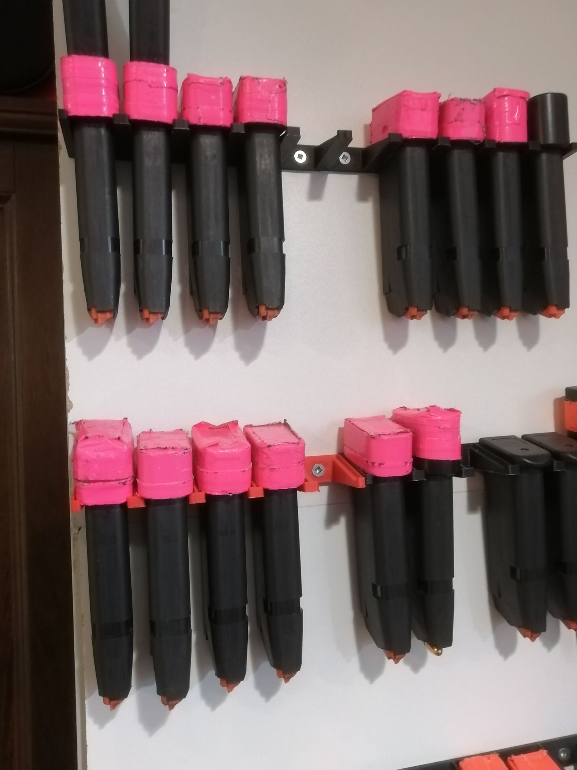 Photo of 🧱 3D Printed Pistol Magazine Wall Racks