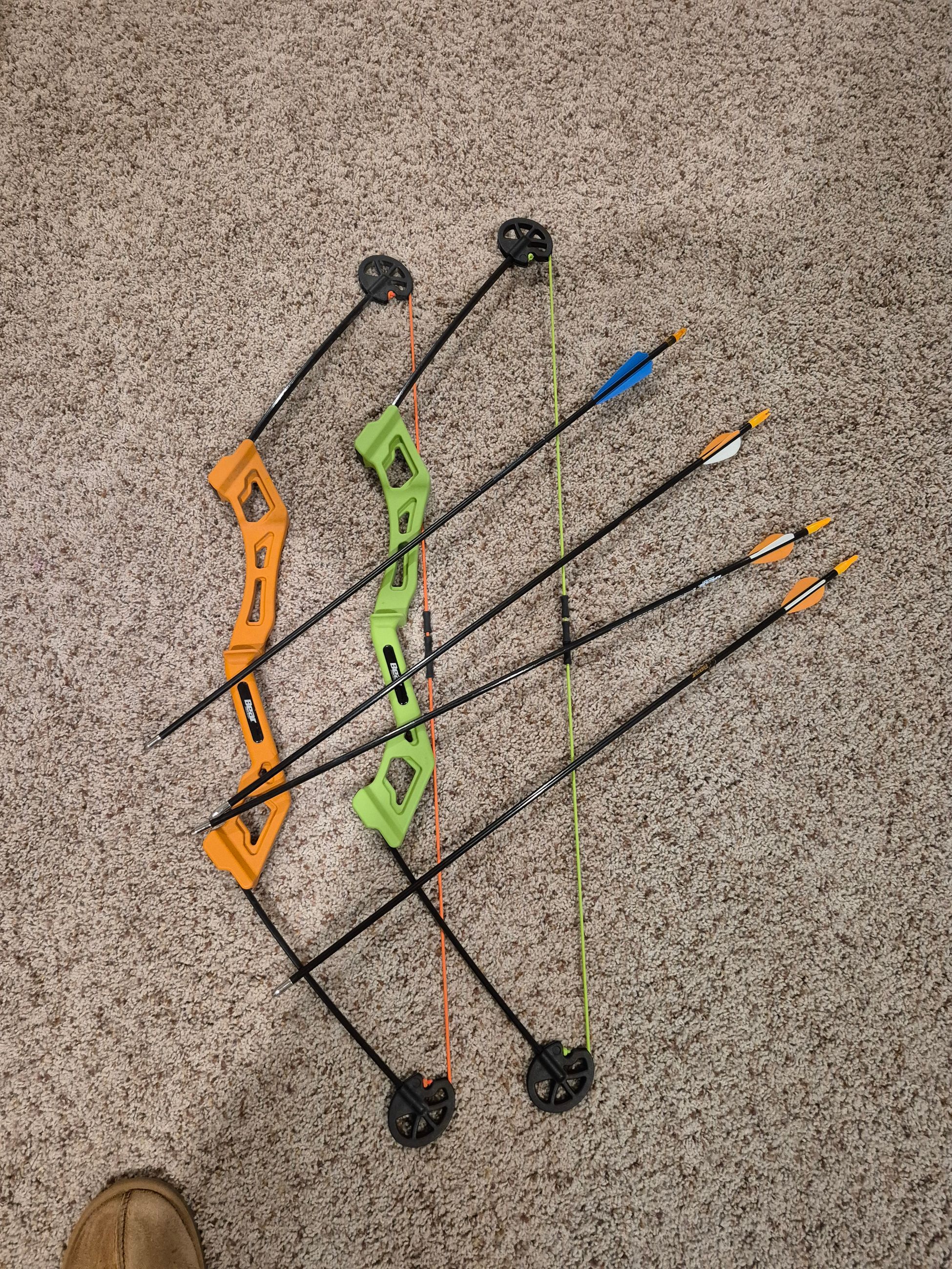 Photo of Junior bows (2)