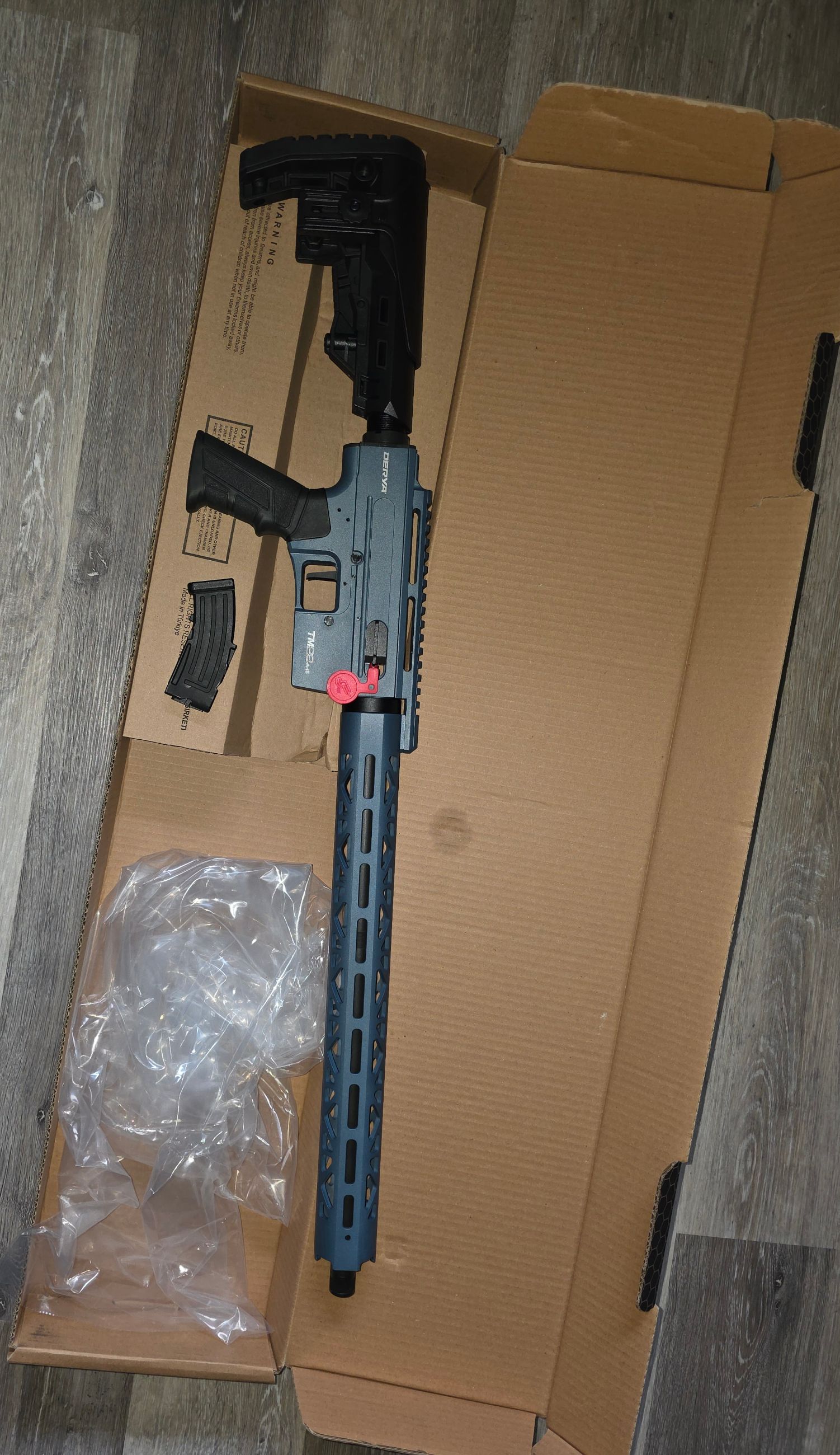 Photo of DERYA TM22 SEMI-AUTO RIFLE – .22LR, 18″, Blue