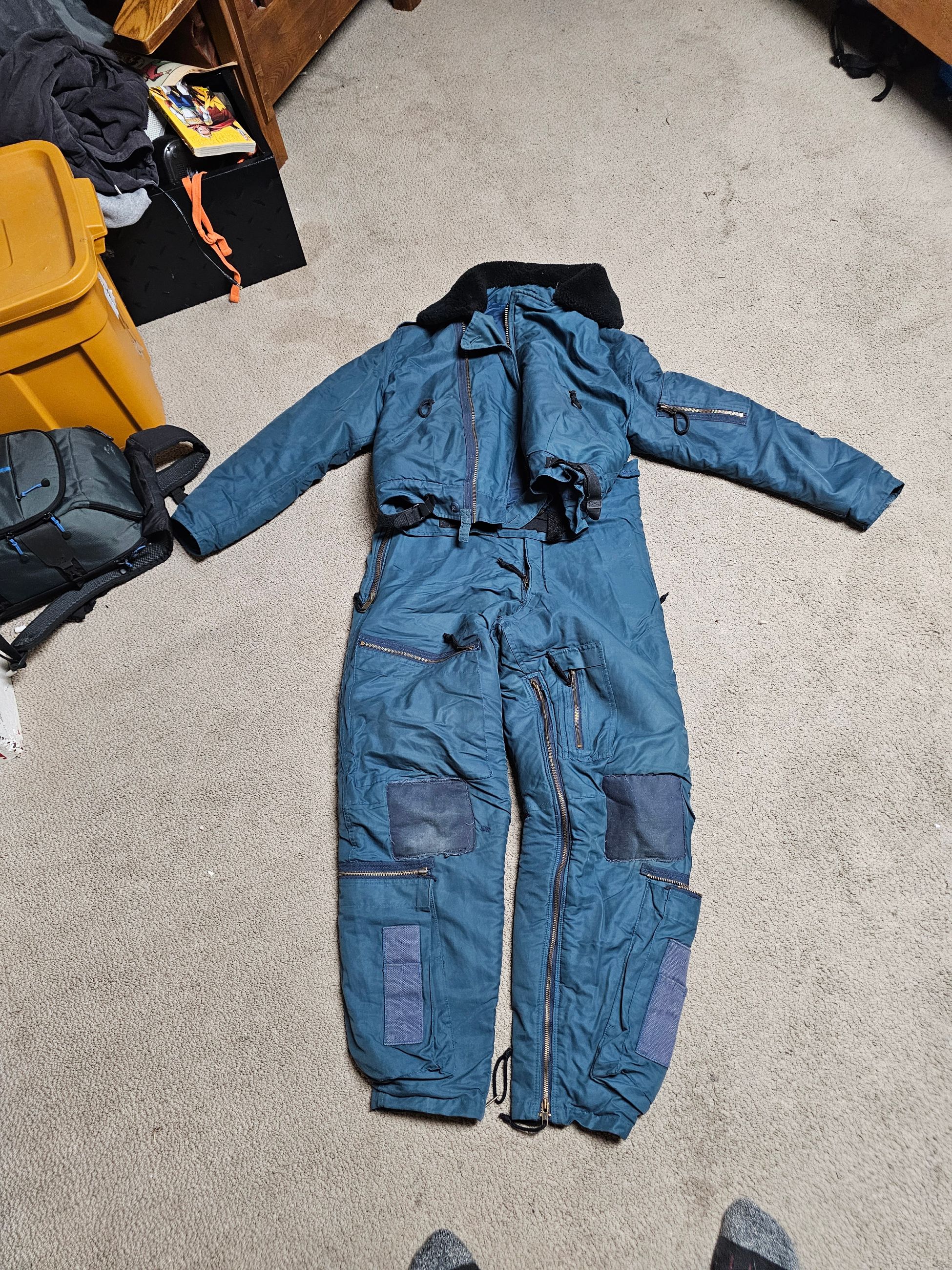 Photo of Warm winter suite men's medium used