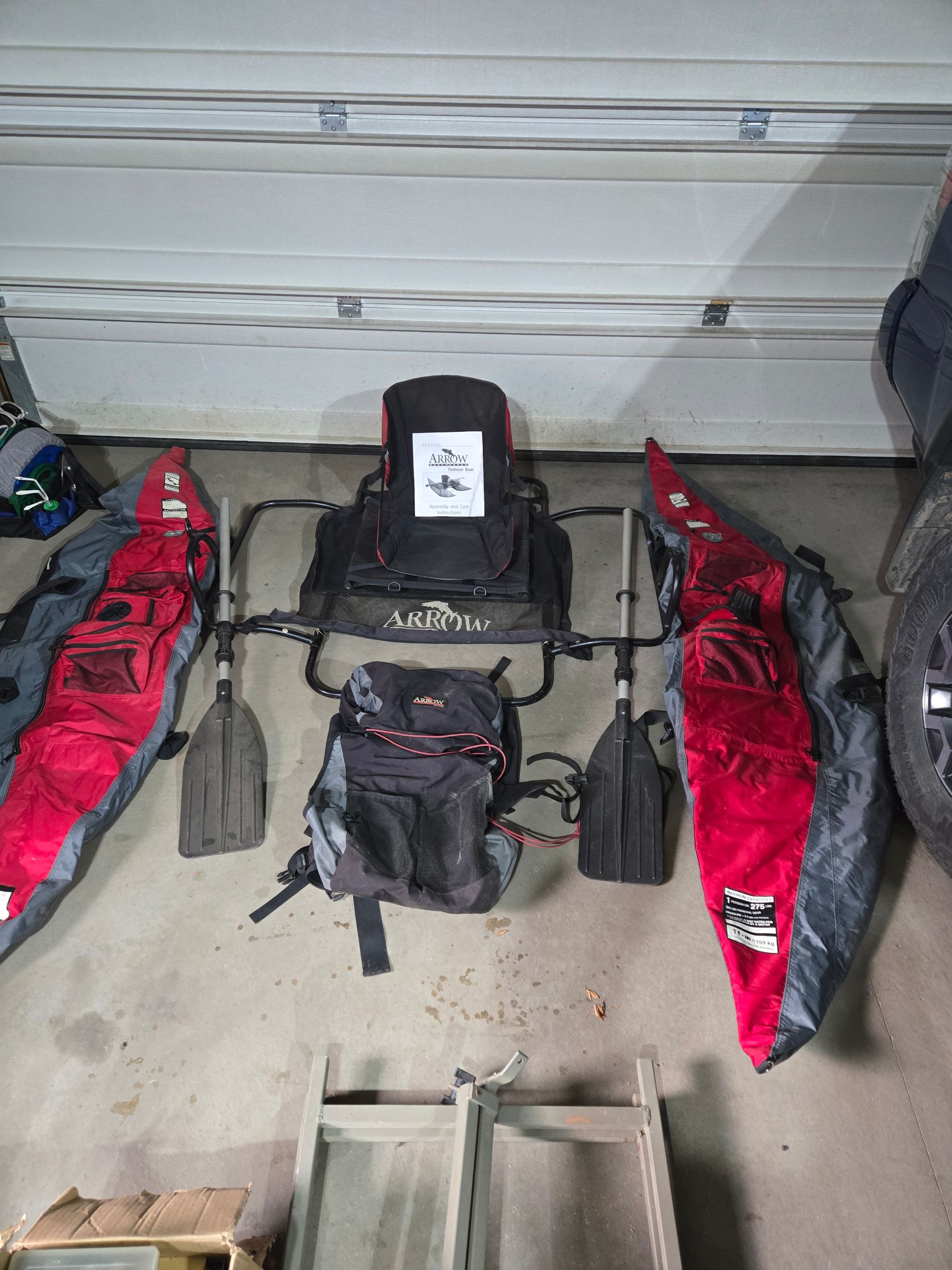 Photo of Classic Arrow Backpacker Pontoon boat