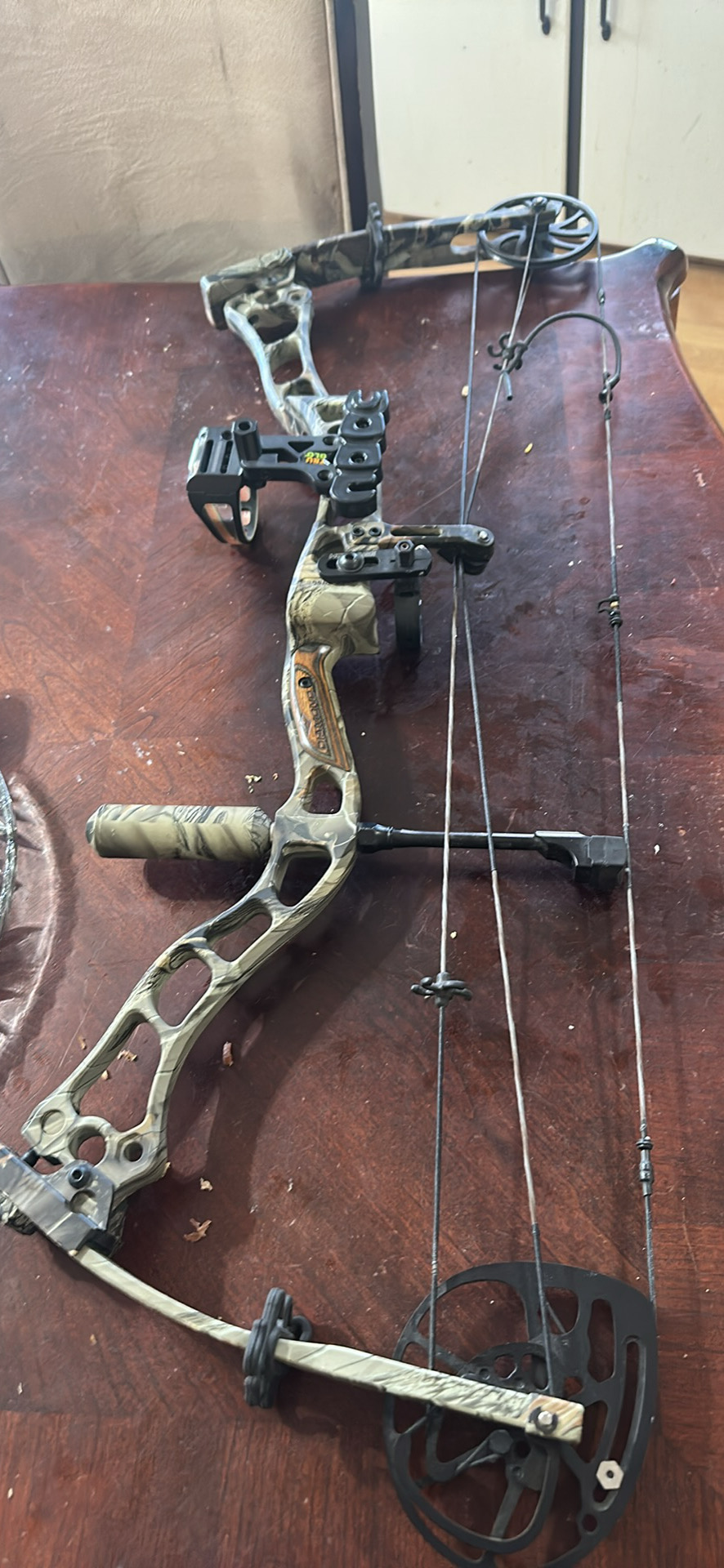 Photo of Diamond compound bow