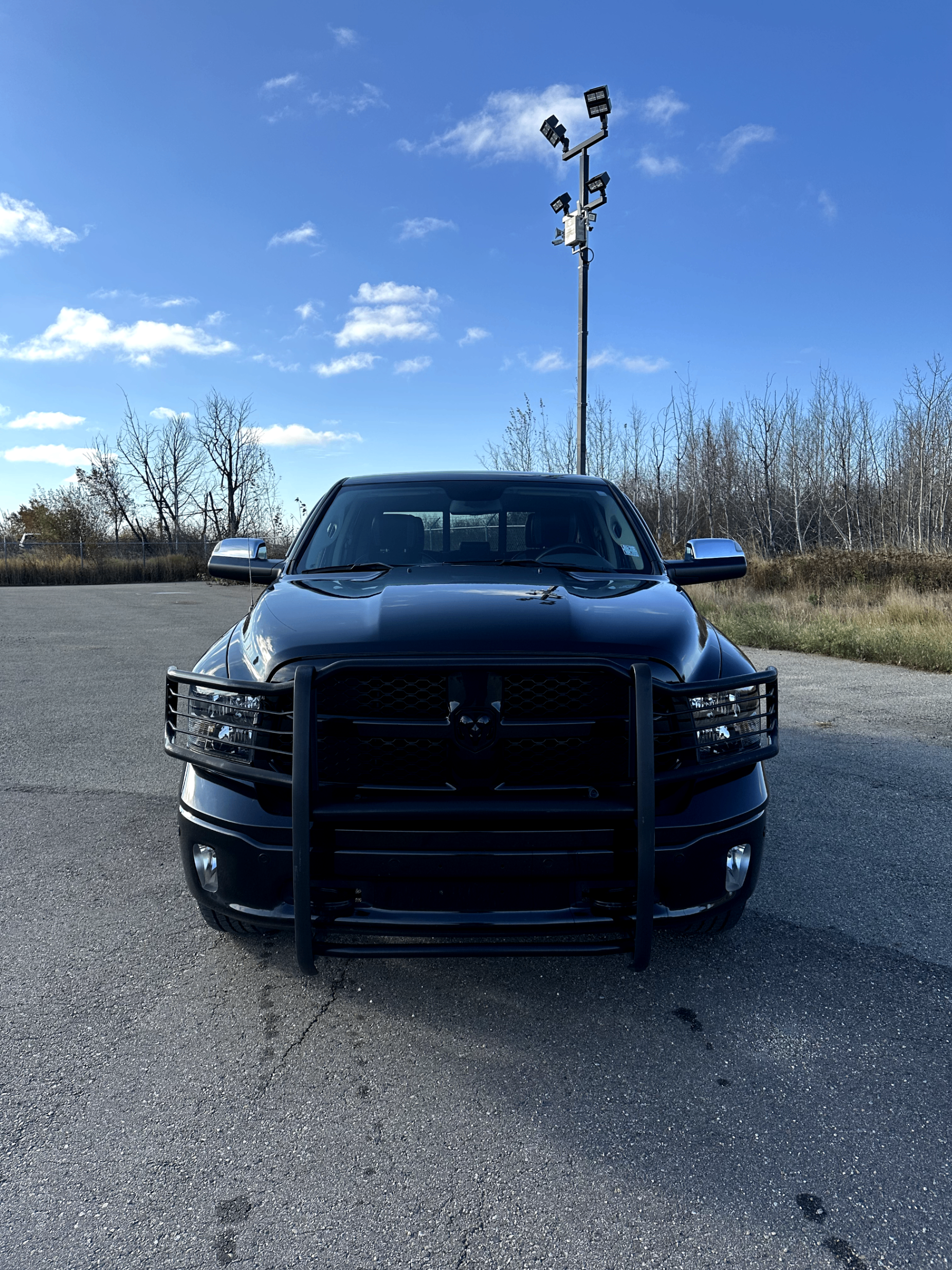 Photo of 2018 Ram 1500 Bighorn ( ONLY 16,000 KMS! )