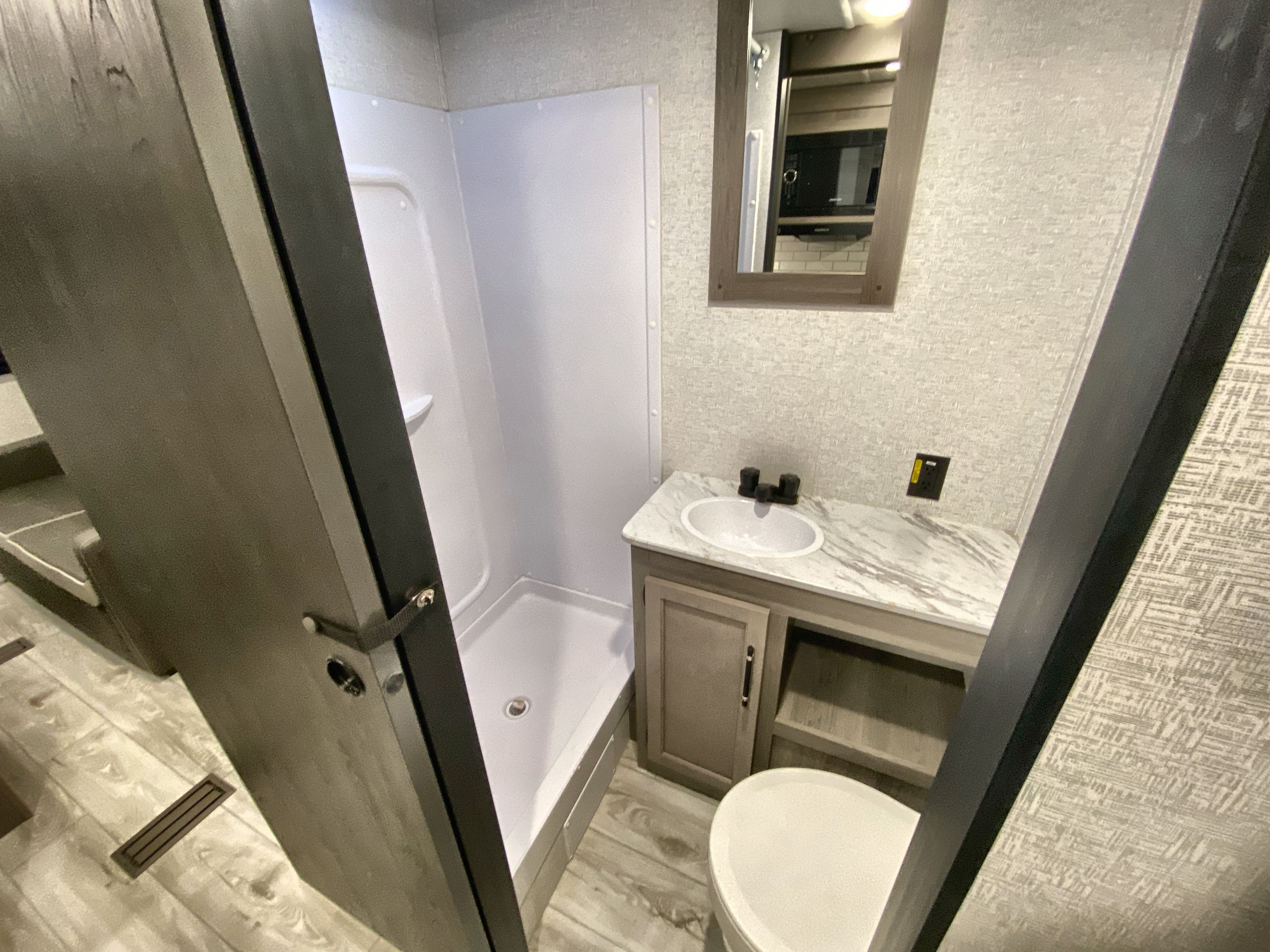 Photo of 2025 Keystone RV Hideout Sport Double Axle 200RLWE