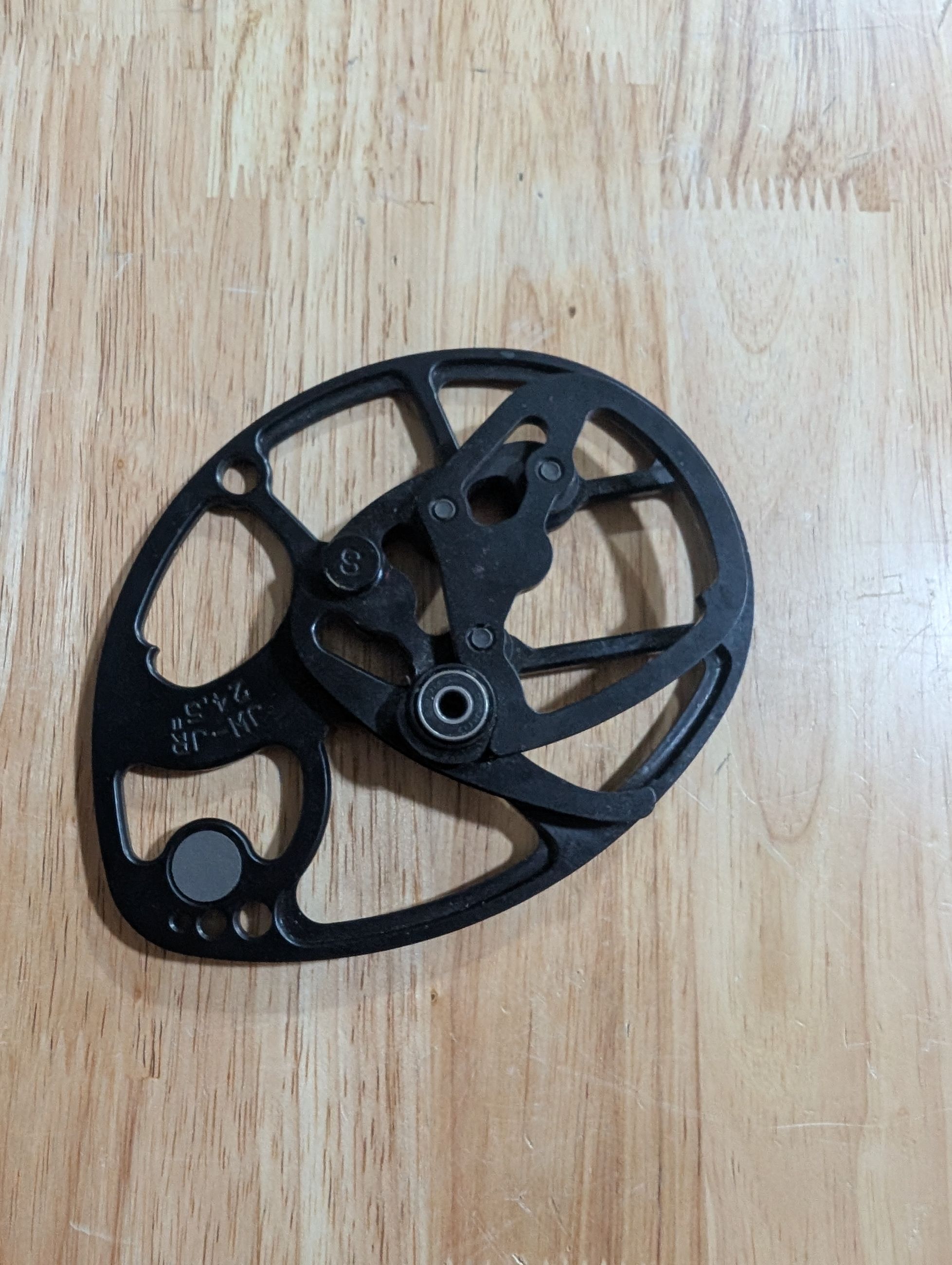 Photo of Mathews Jewel Bow Cam for 24.5" draw length 