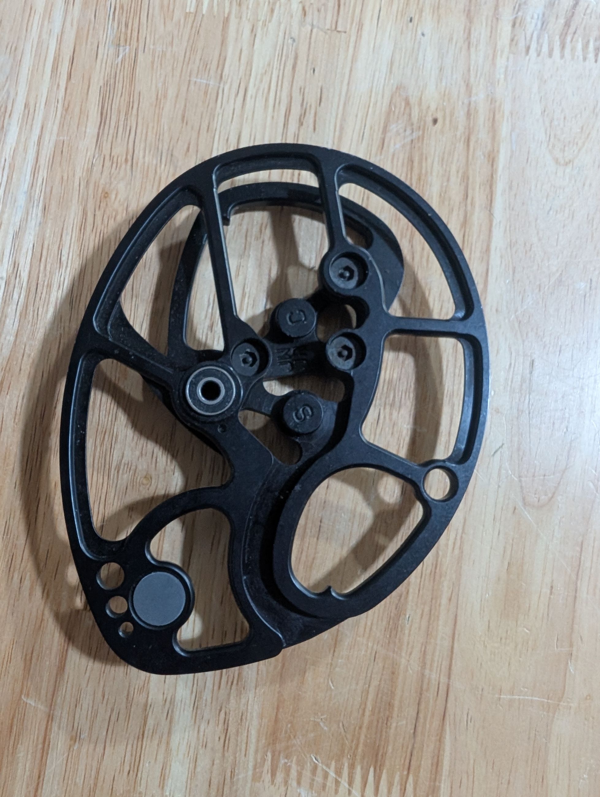 Photo of Mathews Jewel Bow Cam for 24.5" draw length 