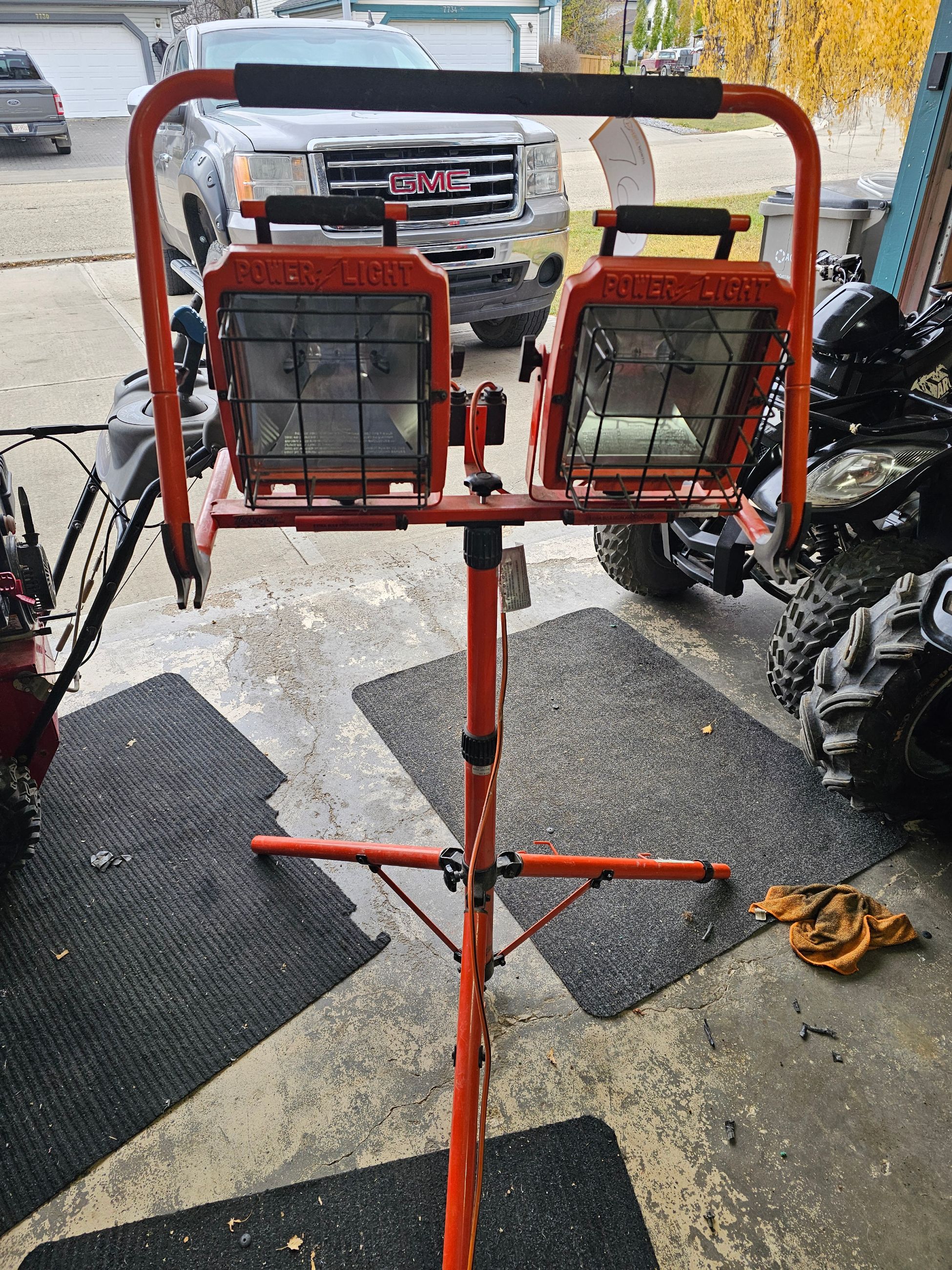 Photo of Construction lights on stand