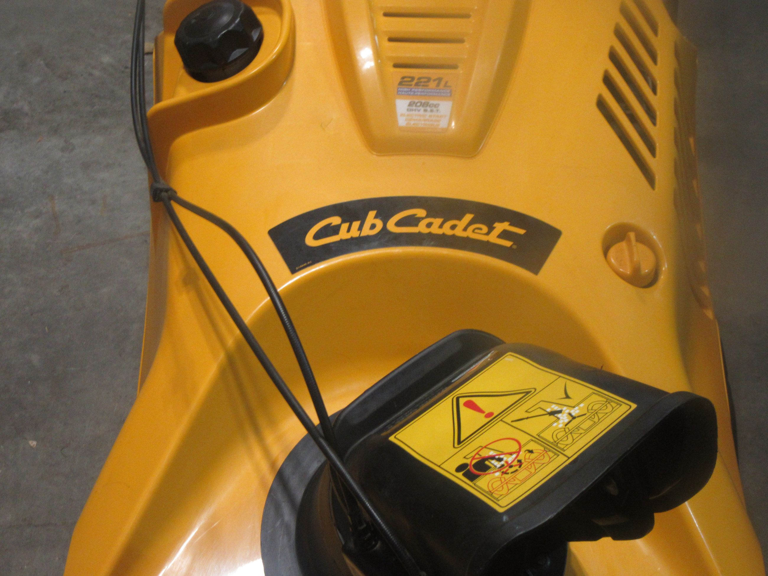 Photo of Cub Cadet 21" Gas Snow Thrower
