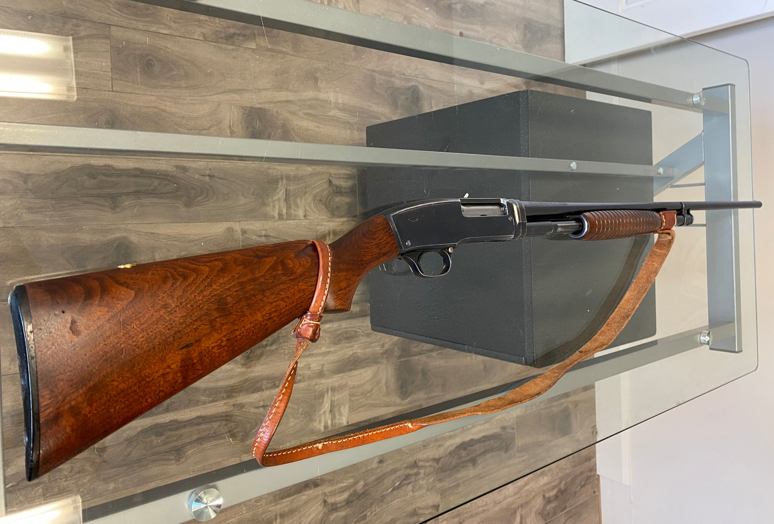 Winchester model 42 Takedown 1937 cal. 410 - 2 - 1761859457982_1000001482