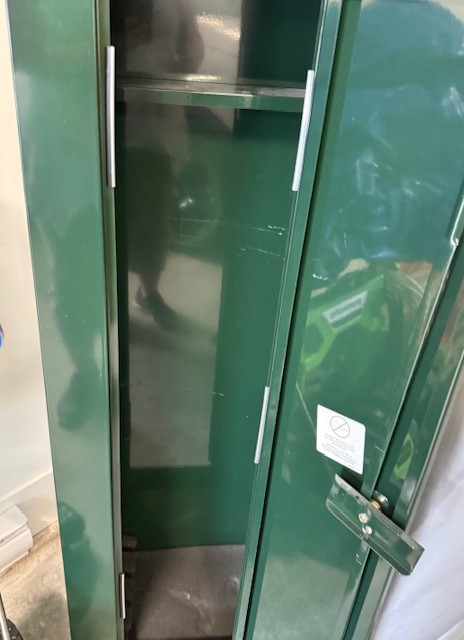 Photo of Stack On Cabinte