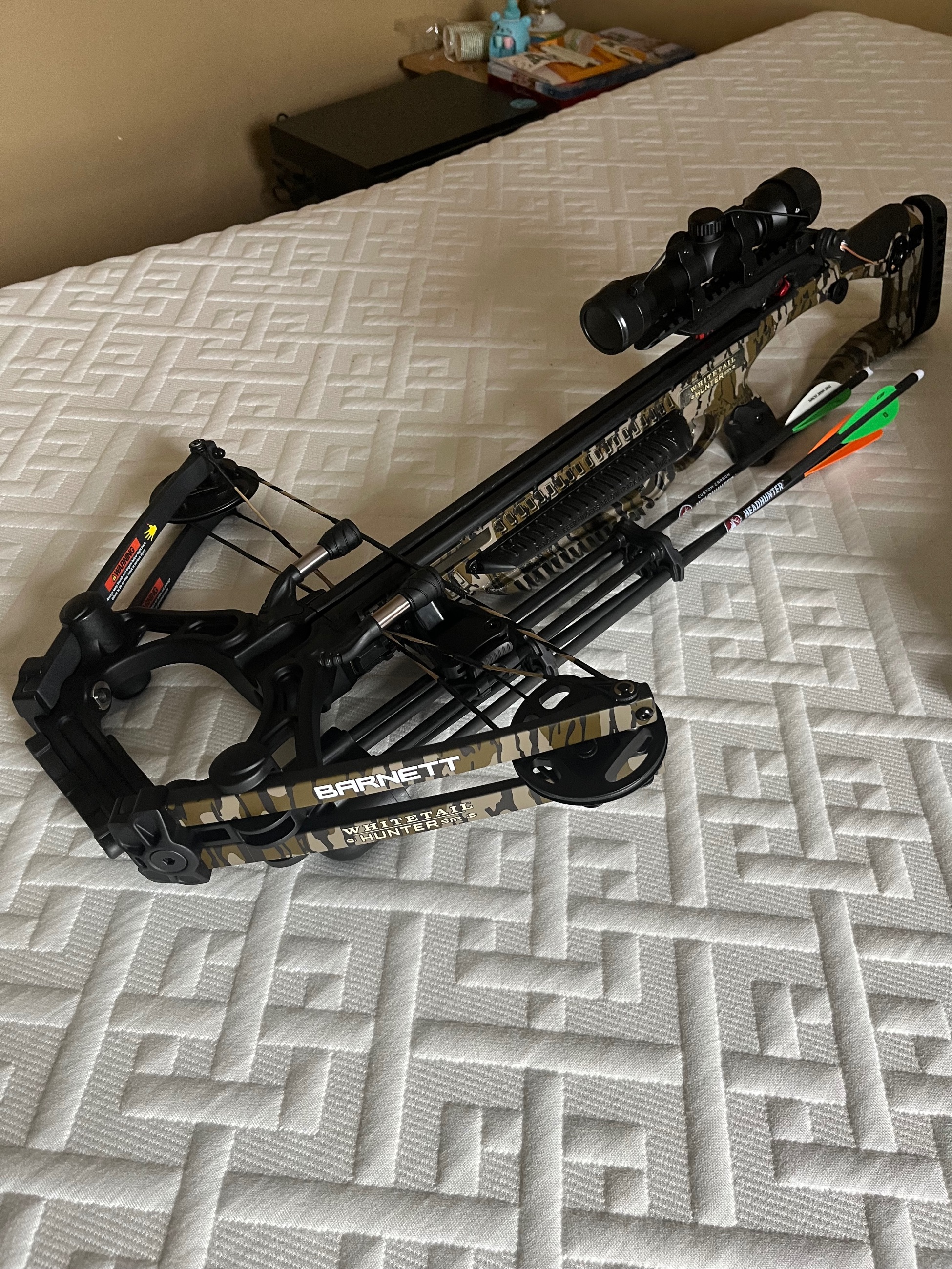 Photo of Barnett whitetail STR Crossbow