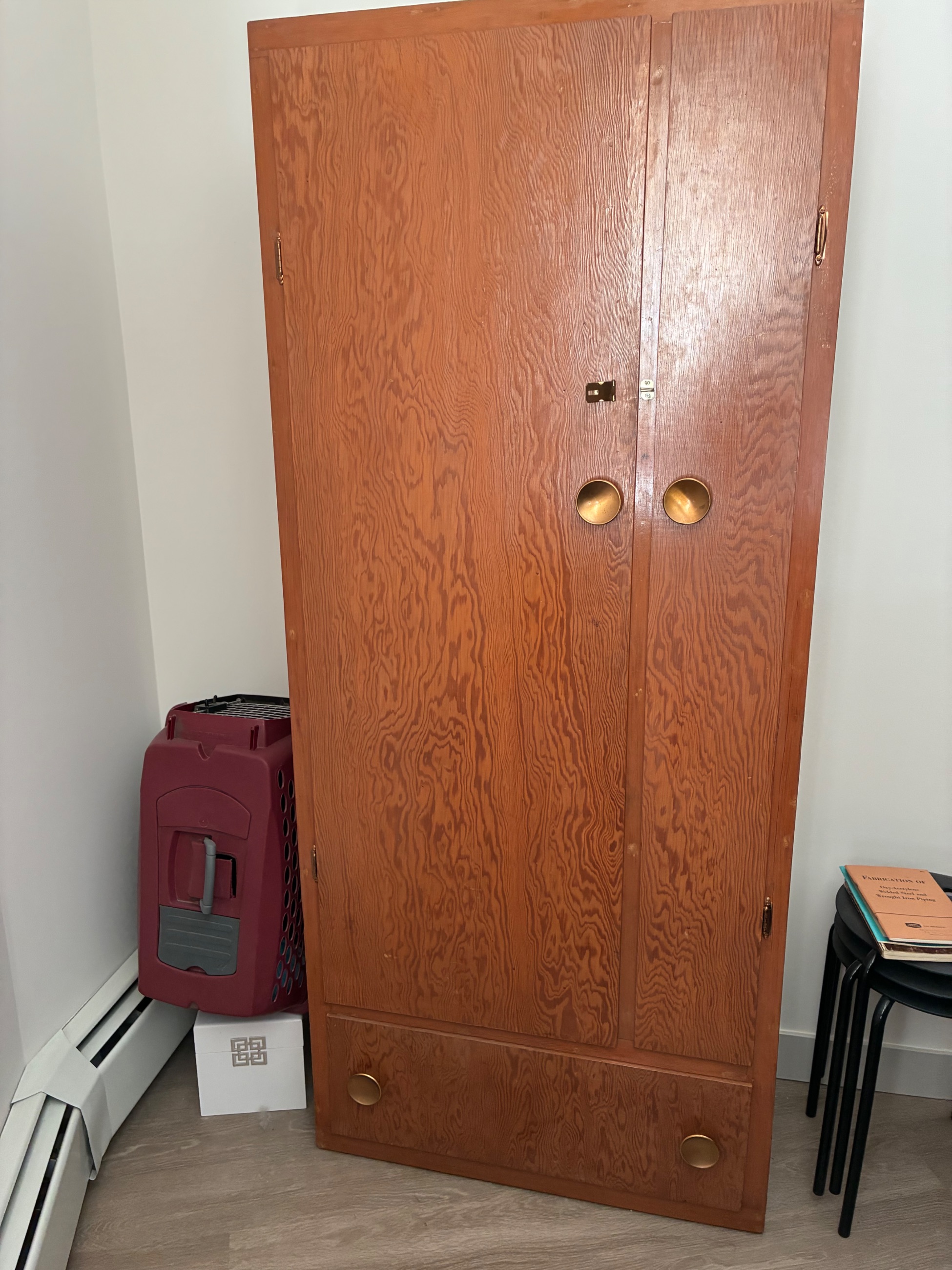 Photo of Wood Gun Cabnet