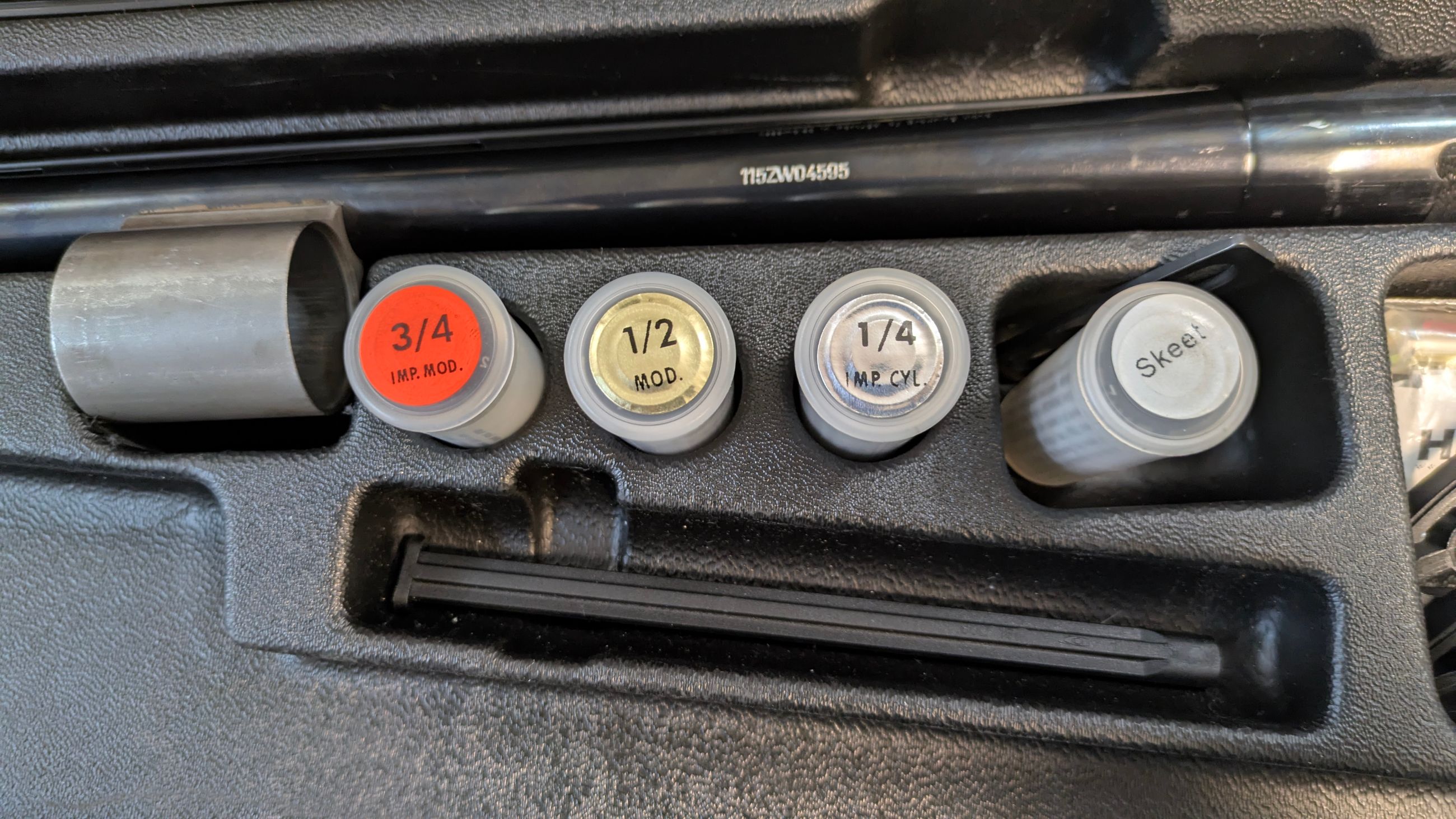 BROWNING MAXUS Sporting Clays SA Shotgun - 12 ga, 3" Shell, 28" Barrel, Grade II Walnut Stock - Nice! - 11 - 1762801784917_PXL_20250928_165318504