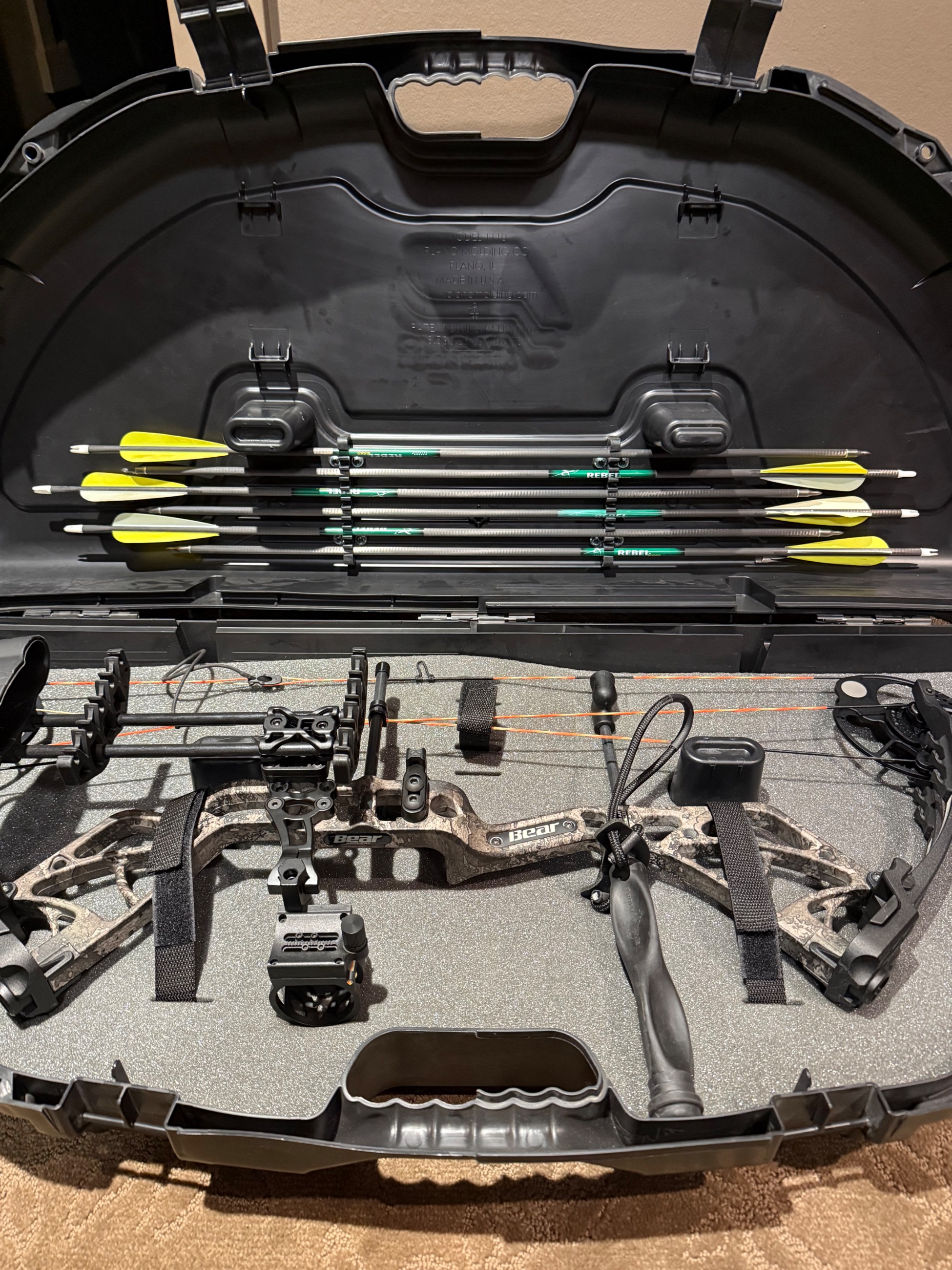 Photo of Bear Archery Species Left Hand Bow Package