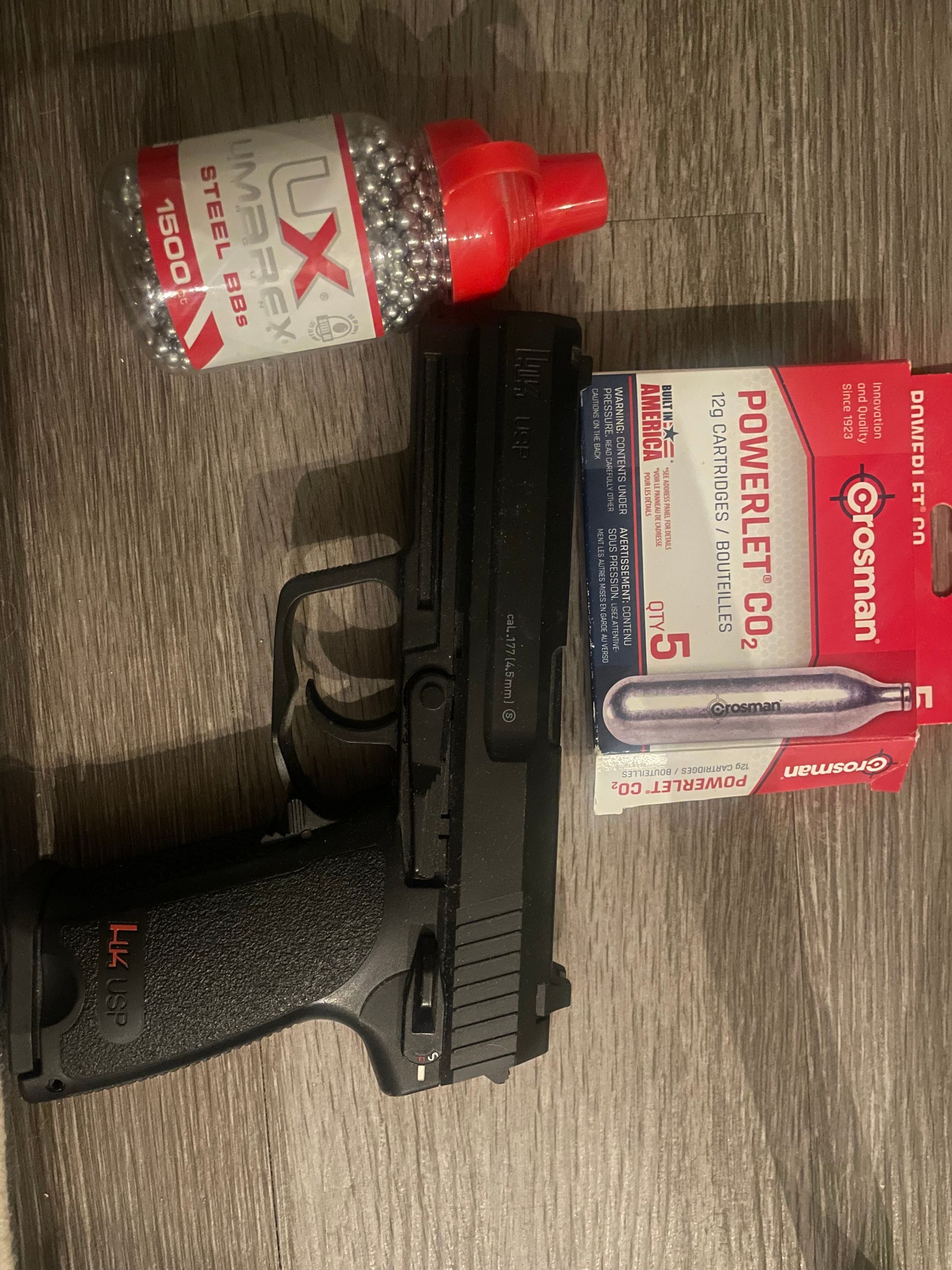 Photo of  Umarex® HK USP BB Air Pistol set