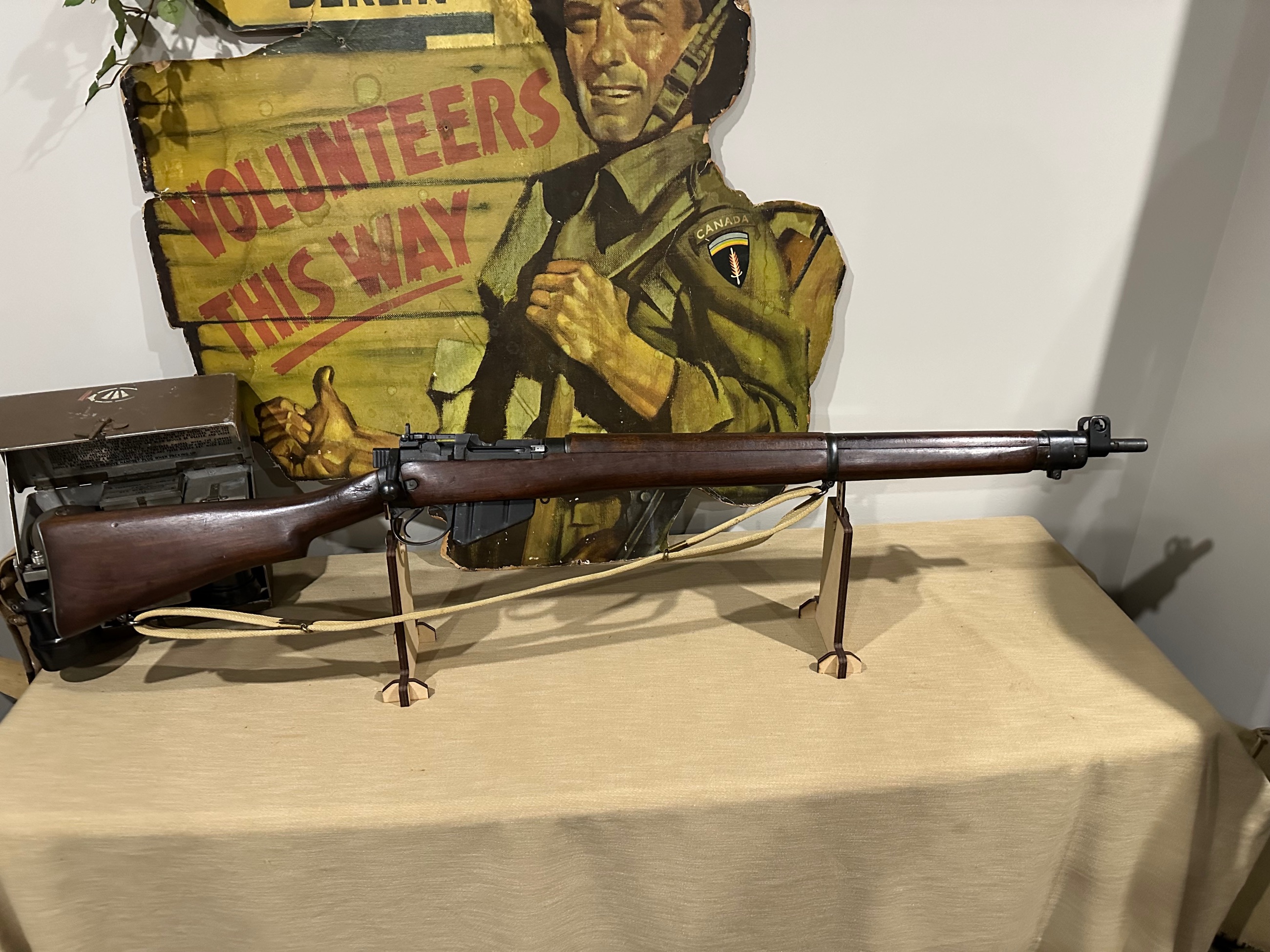 Photo of WW2 1943 Canadian Long Branch Lee Enfield No.4 Mrk.1