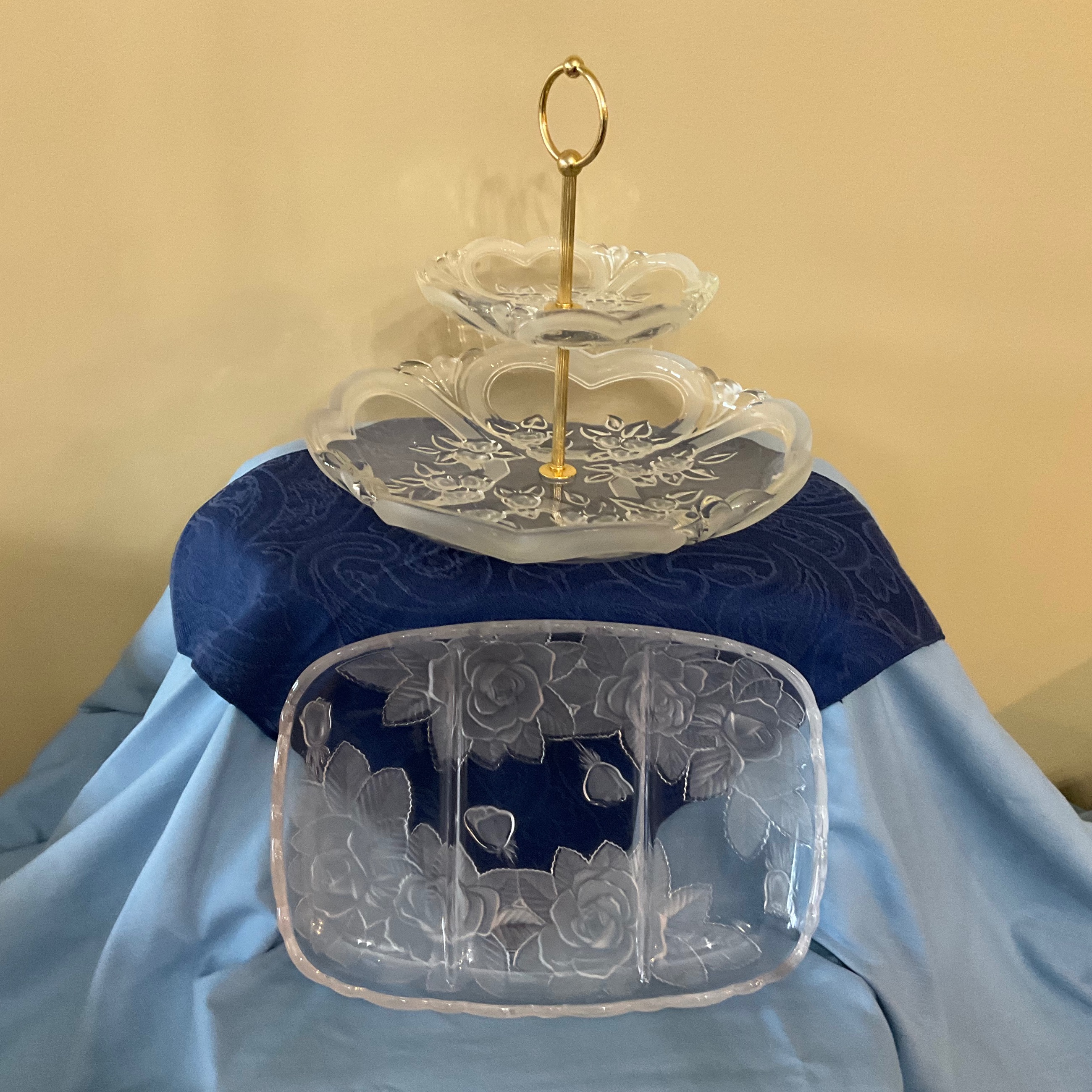 Photo of Crystal and glass ware