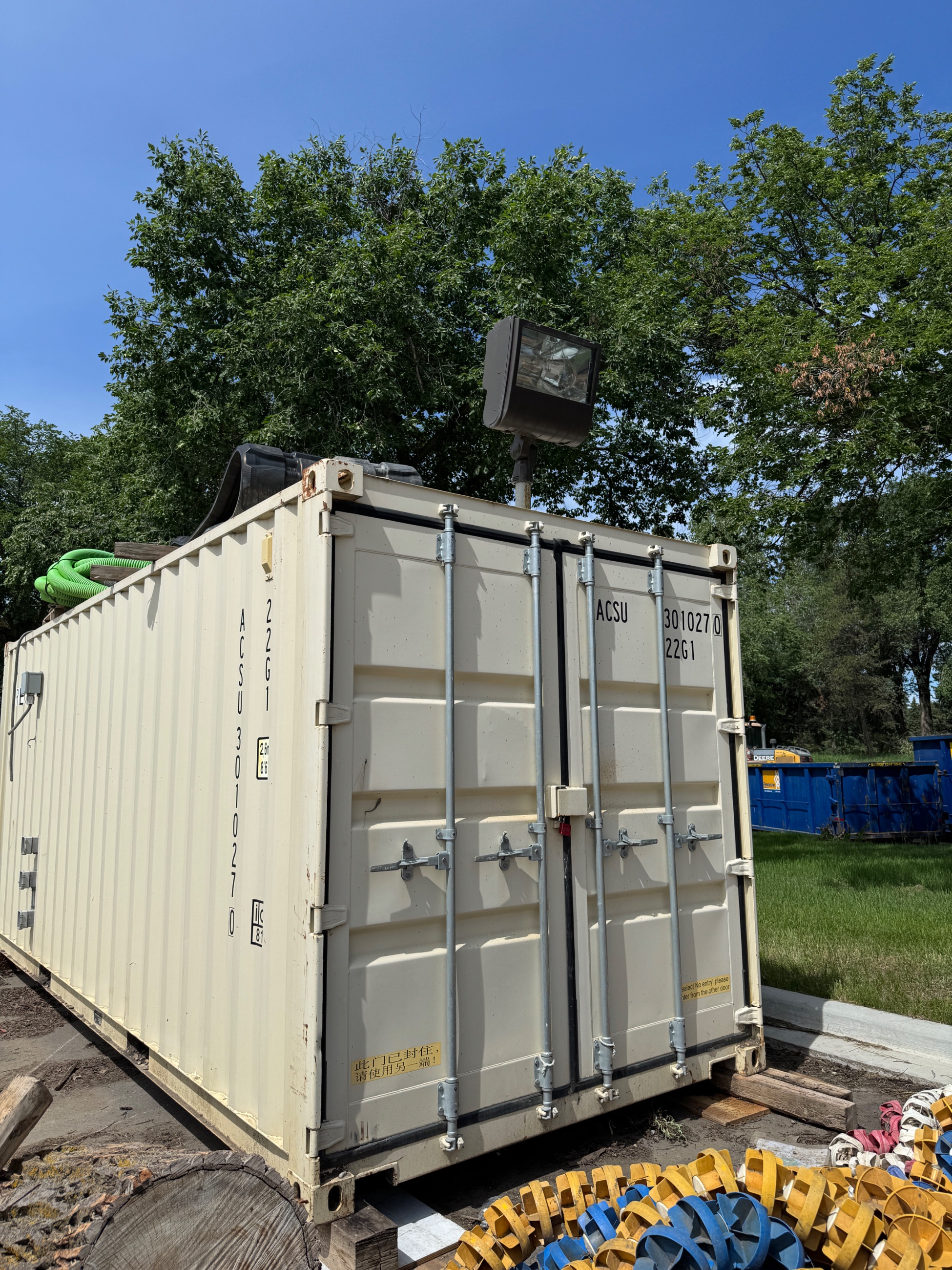 Photo of 20 foot double door seacan