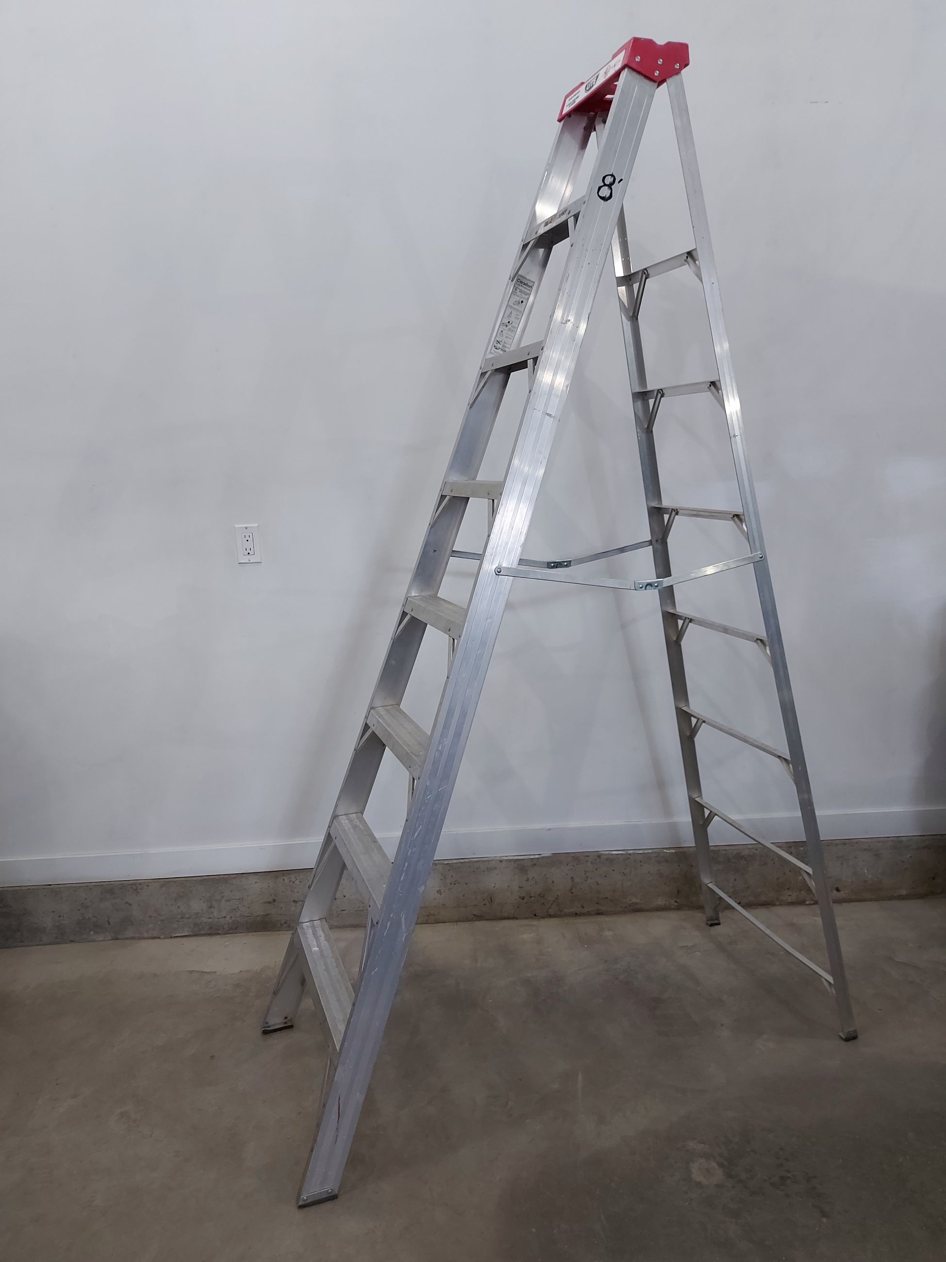 Photo of For Sale 8' Aluminum stepladder