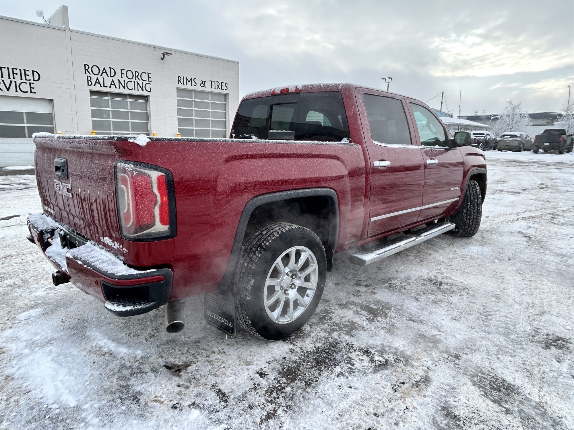 Photo of 2018 GMC Sierra 1500 Denali