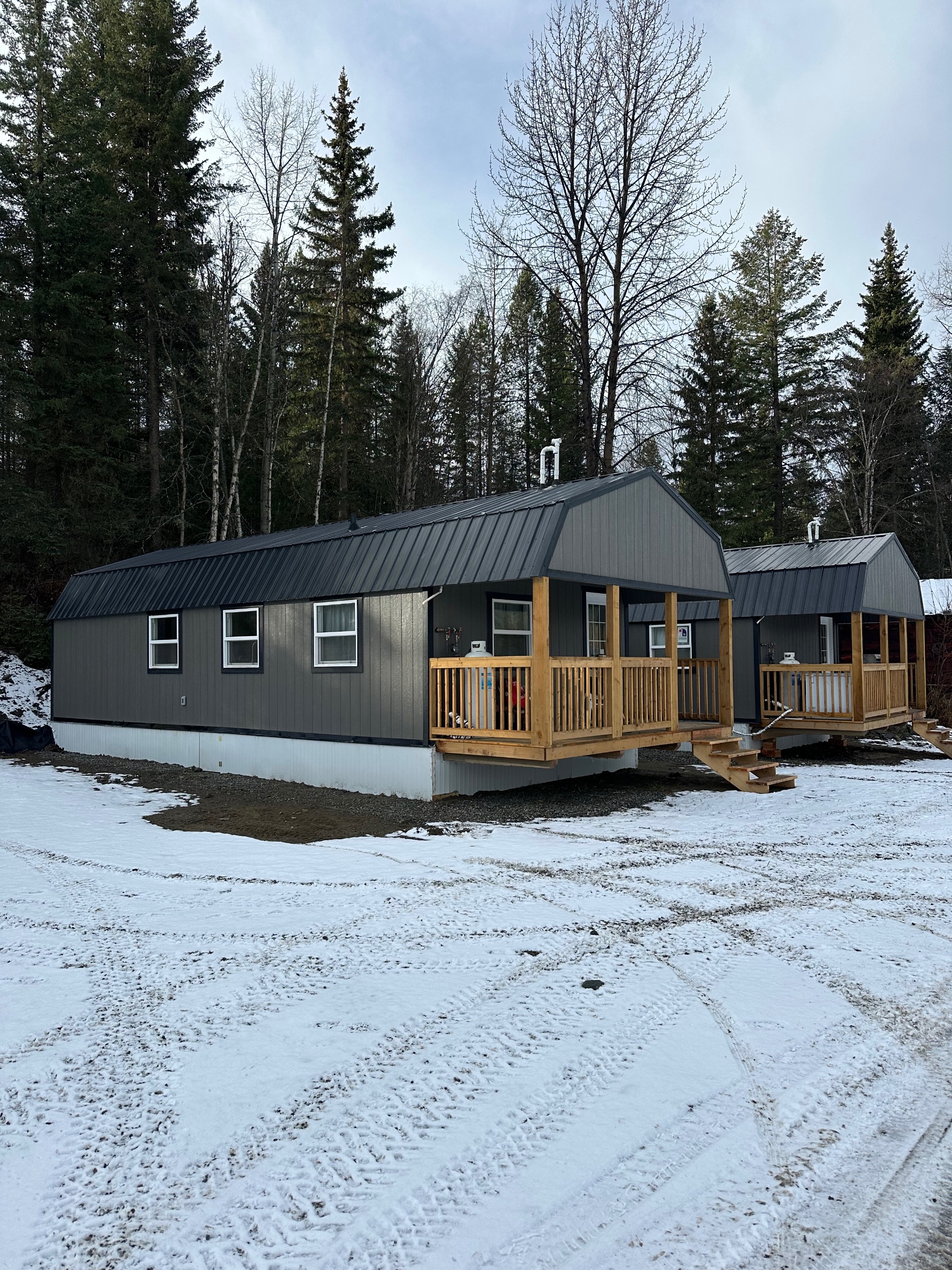 Photo of Premium Moveable Cabin / Tiny Home – 16x35 (Non-CSA, On Skids)