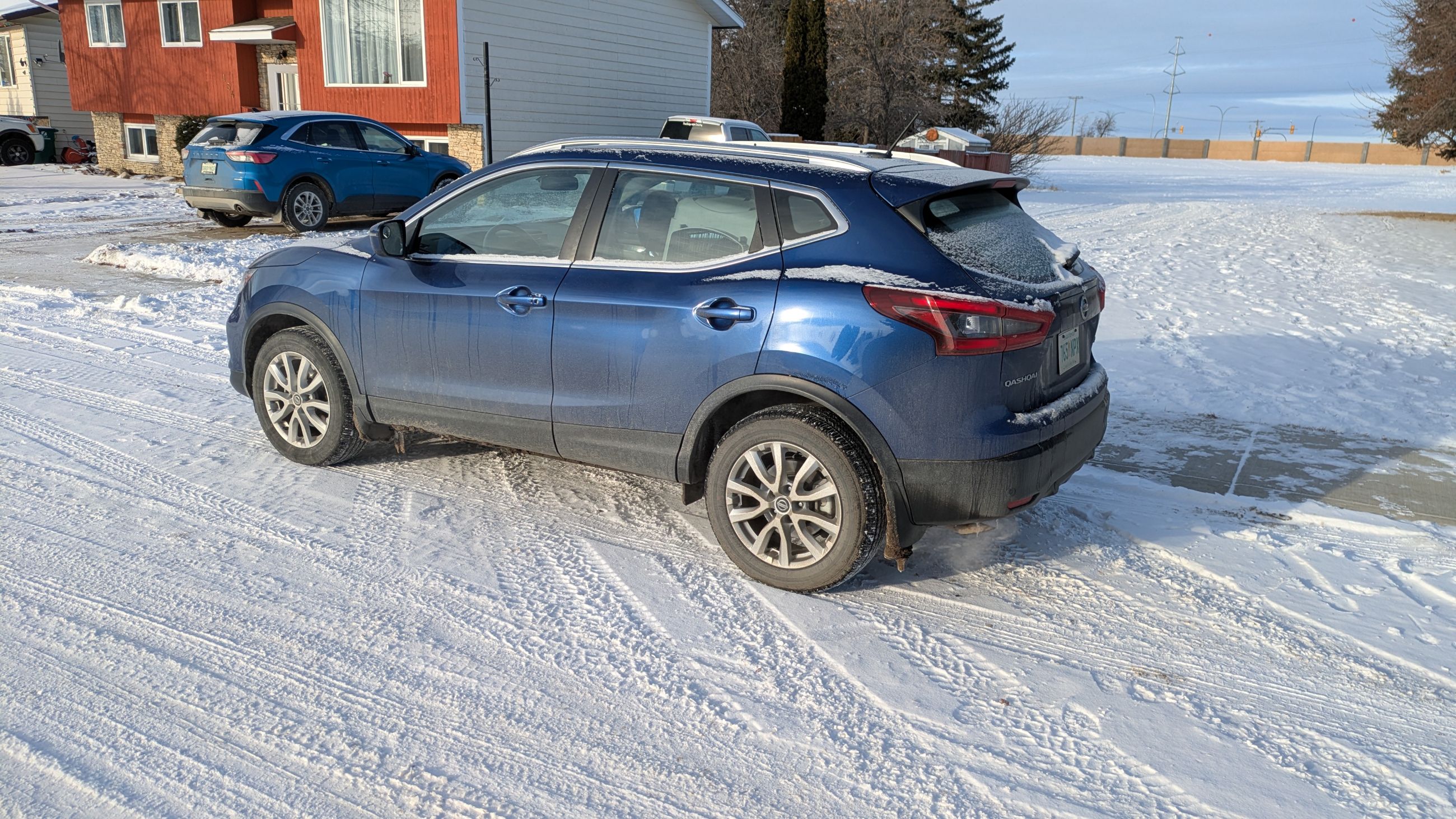 Photo of 2023 Nissan Quashqai AWD SV 24000KM Sunroof Heated Seats steering wheel ProPilot