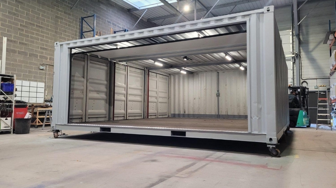 Photo of Container Garage – 45m² – 5m Door (New)