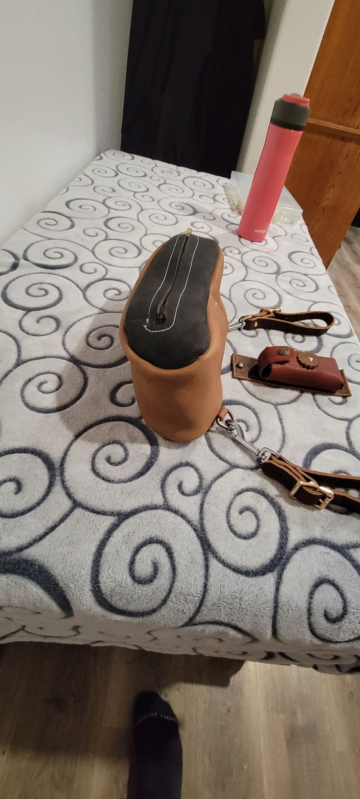 Photo of Leather cantle bags 