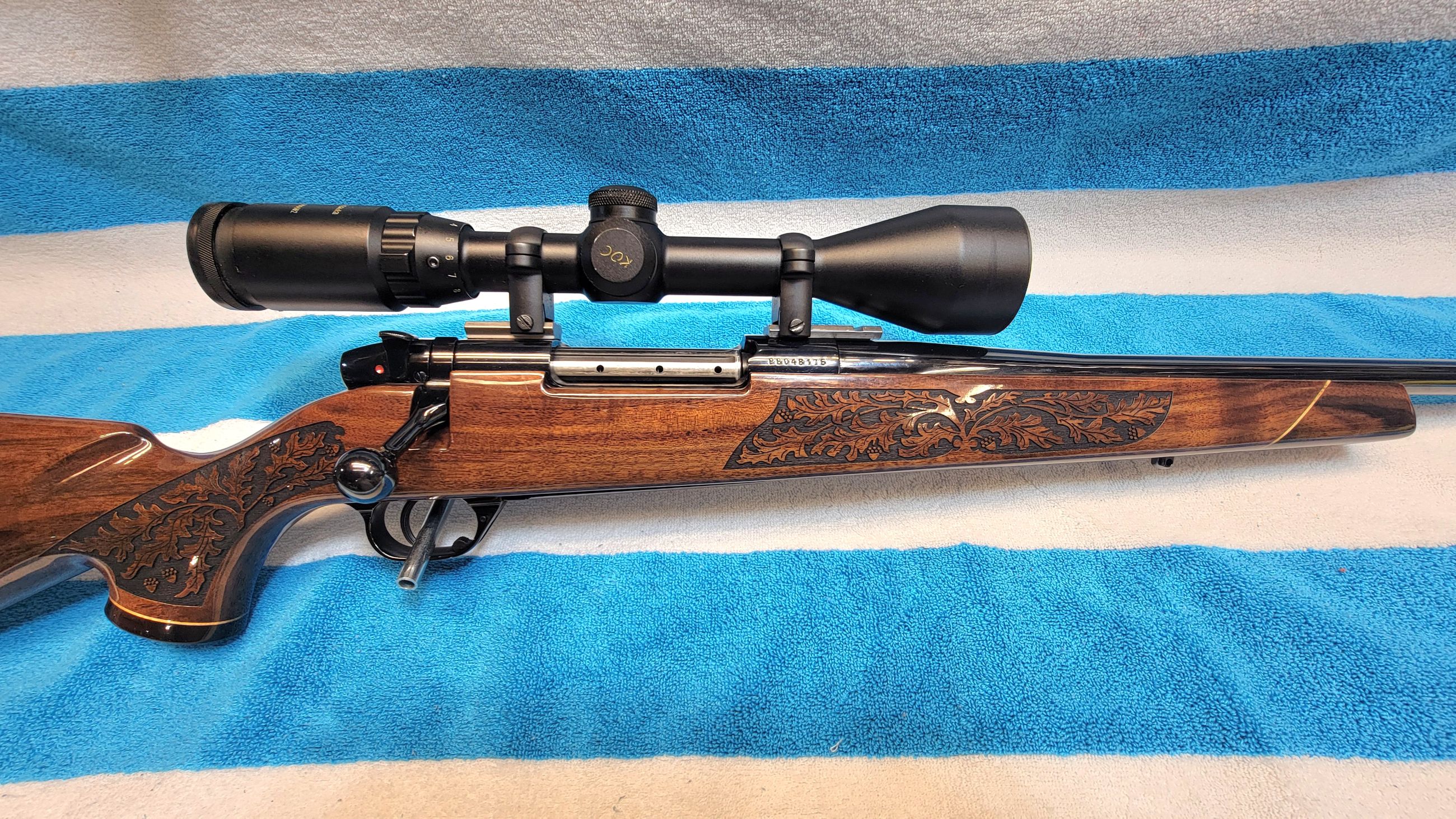 Weatherby Mark V Deluxe in 300 Wby Mag - 3 - 1765431360459_20251210_103307